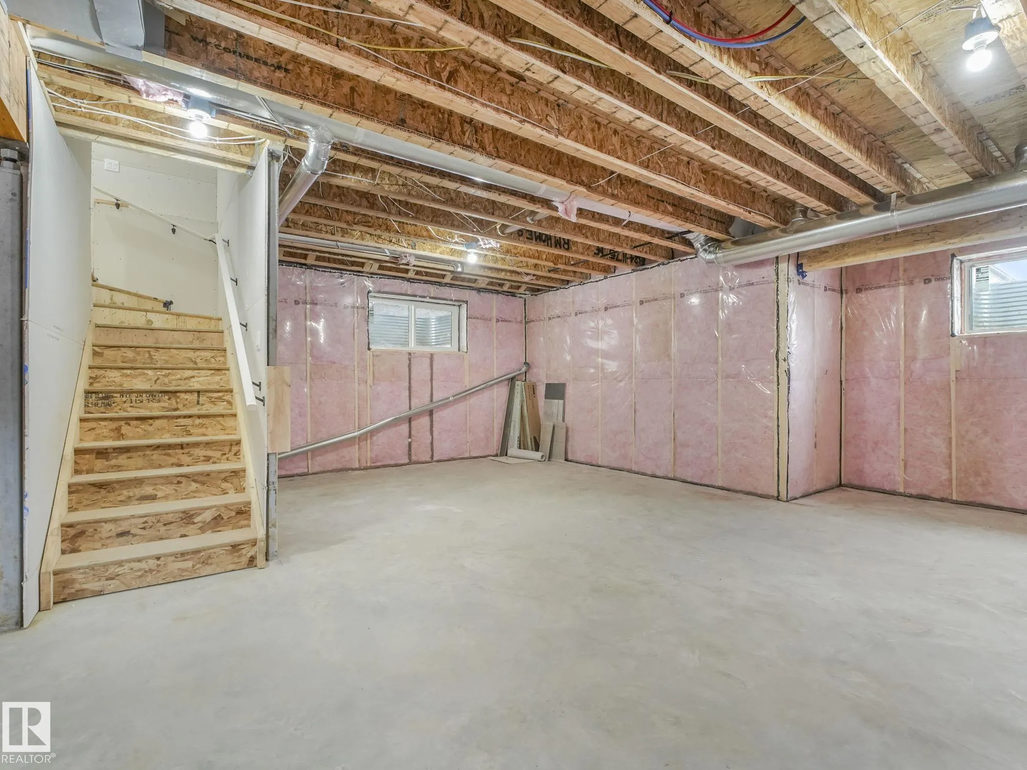 141 Creekside Lane