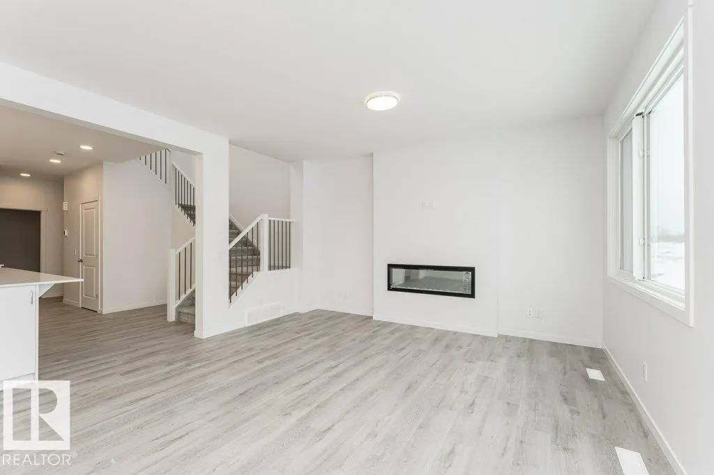 3964 Wren Loop