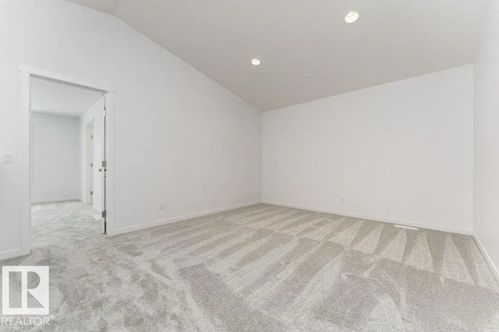 3964 Wren Loop