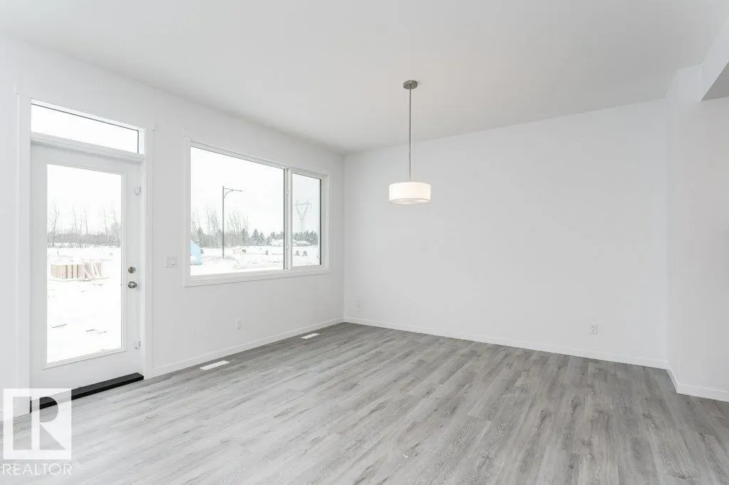 3964 Wren Loop