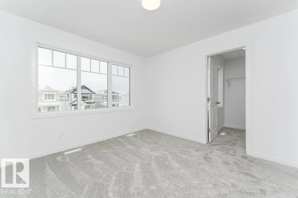 3964 Wren Loop
