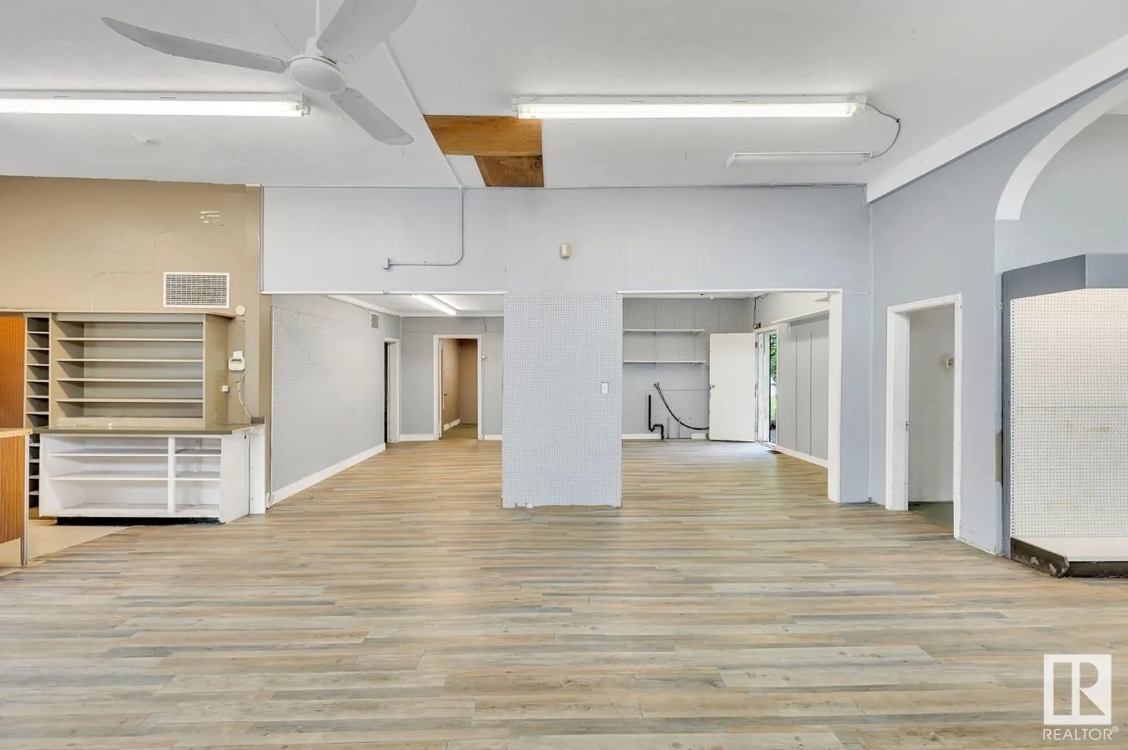 10130 100 Avenue
