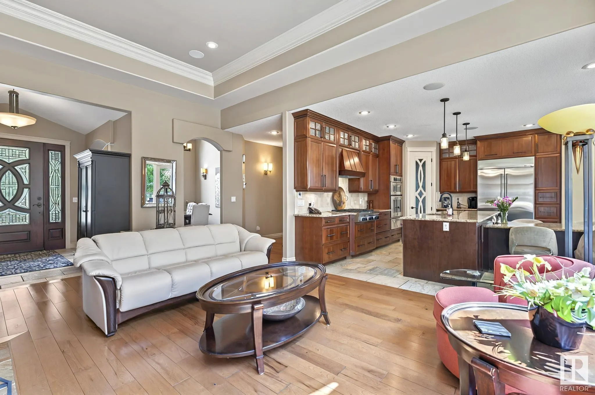 98 LANCASTER Crescent