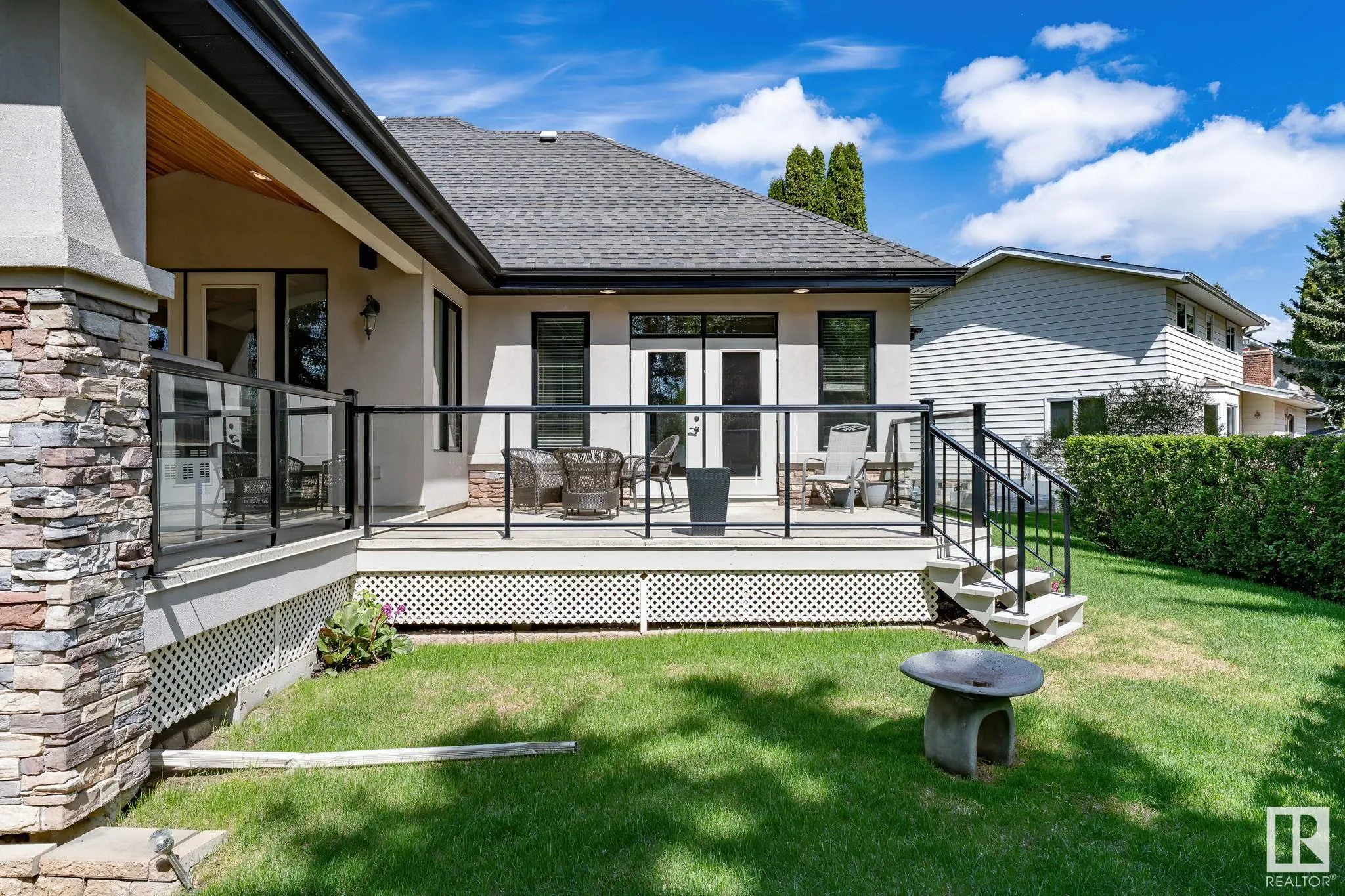 98 LANCASTER Crescent
