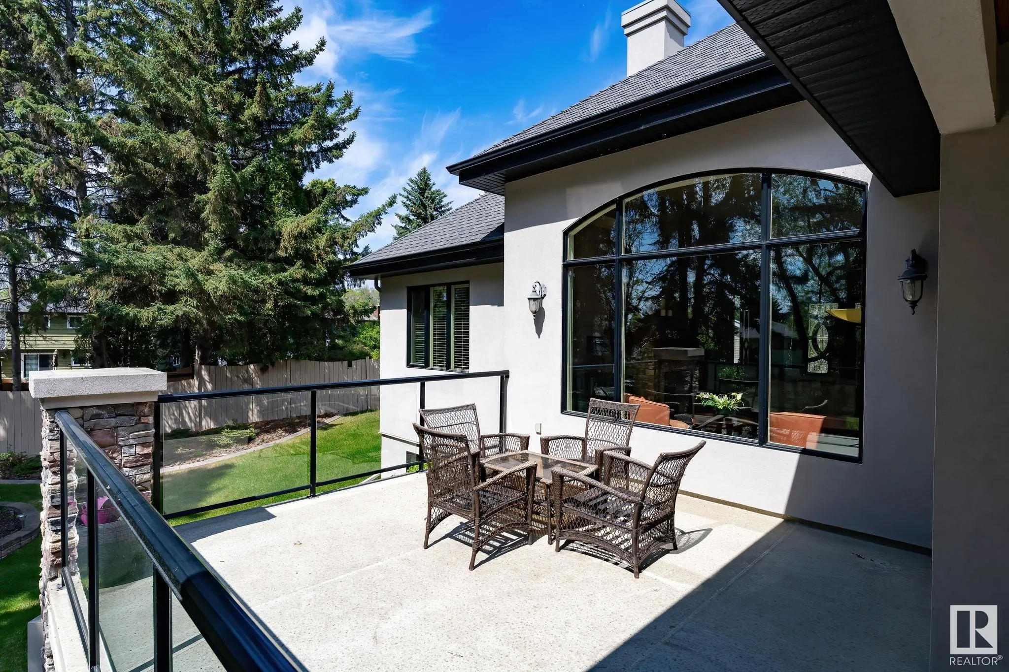 98 LANCASTER Crescent