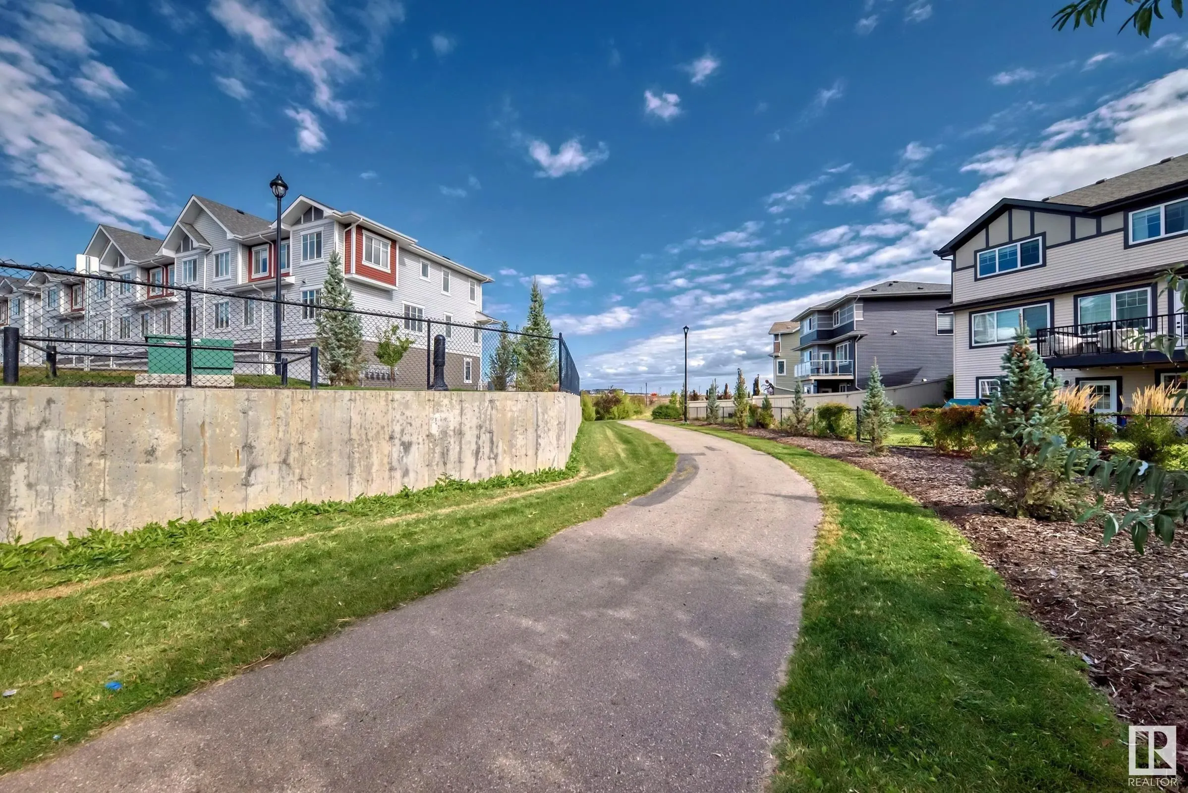 3075 CARPENTER LANDING Landing