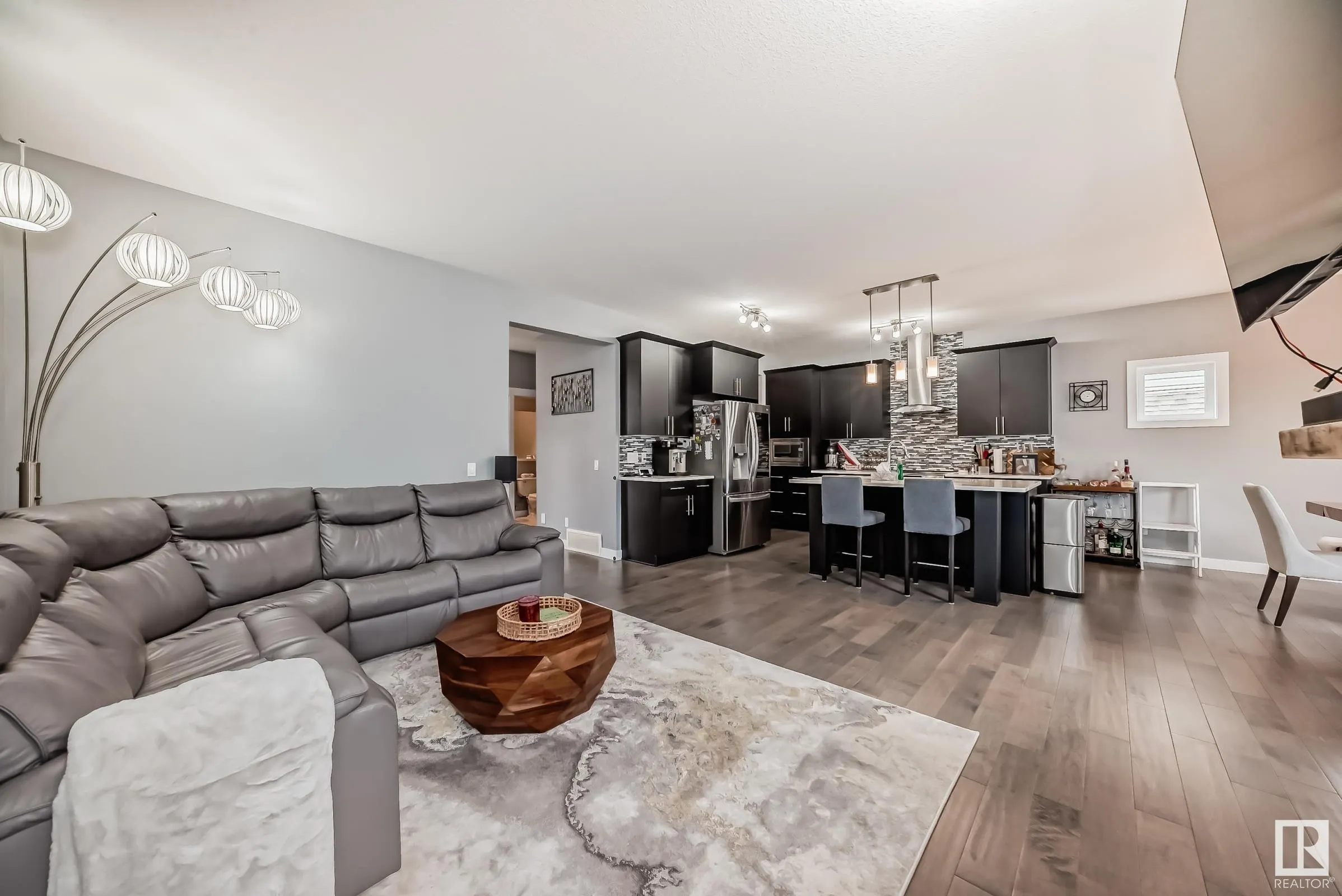 3075 CARPENTER LANDING Landing
