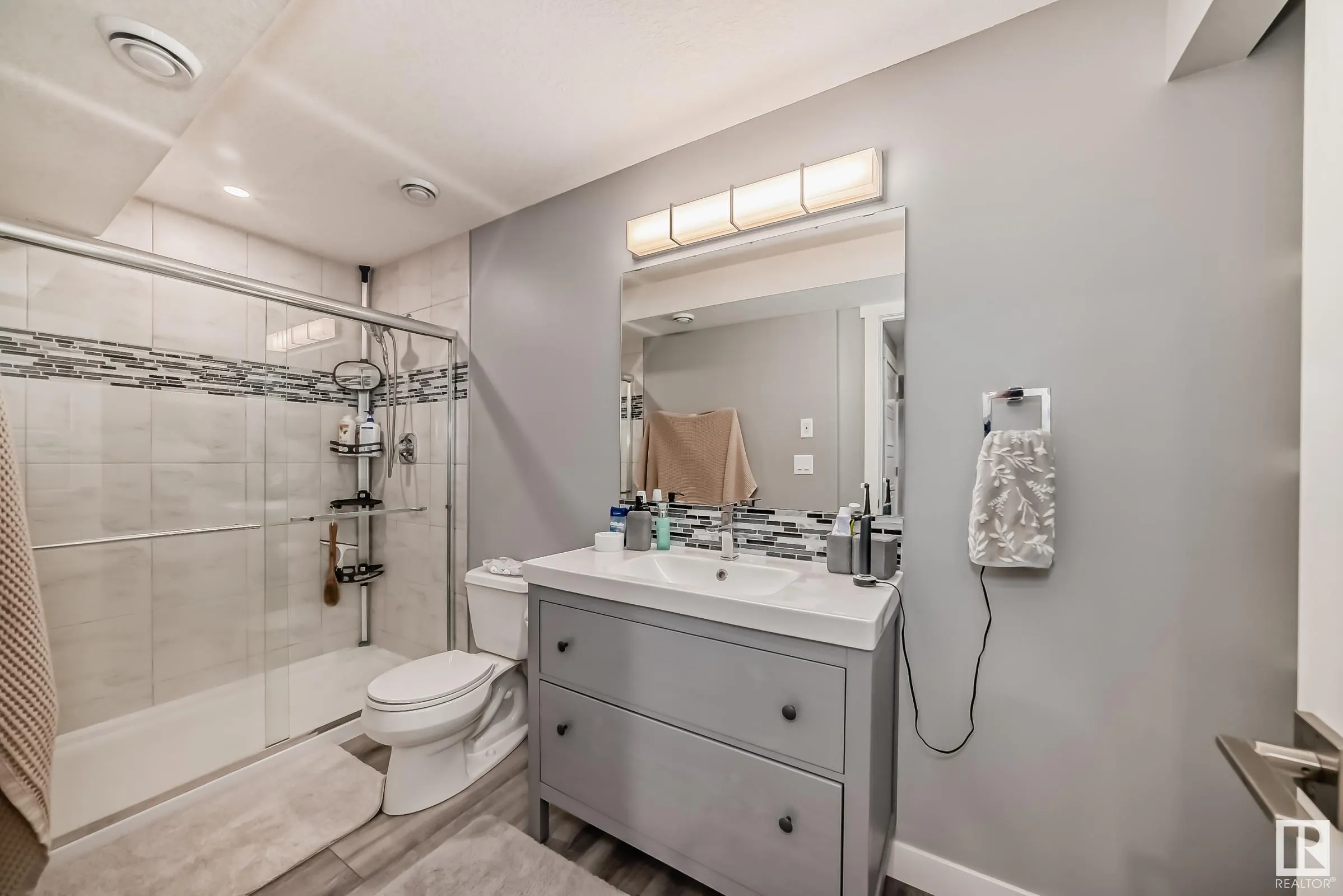 3075 CARPENTER LANDING Landing
