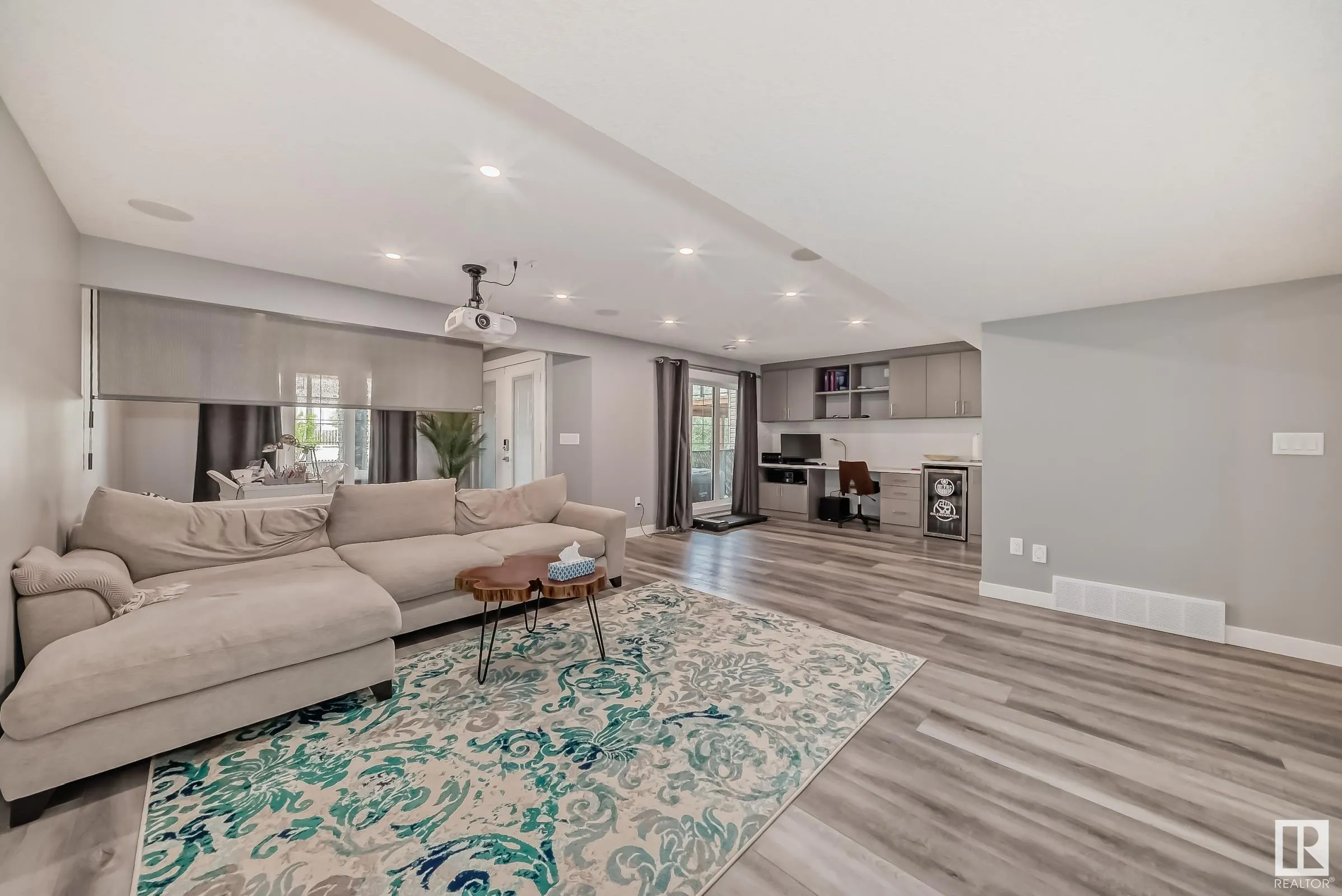3075 CARPENTER LANDING Landing