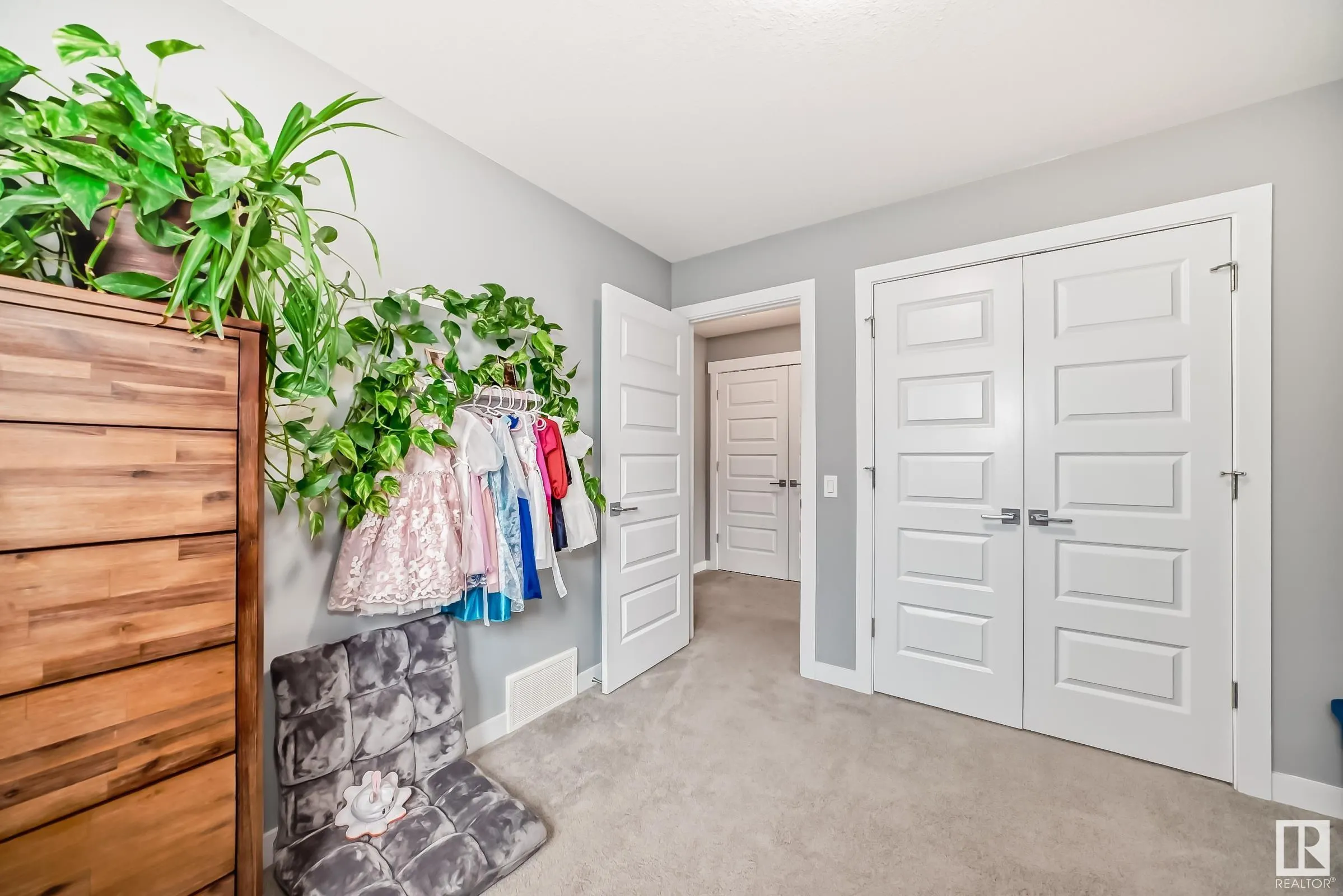 3075 CARPENTER LANDING Landing