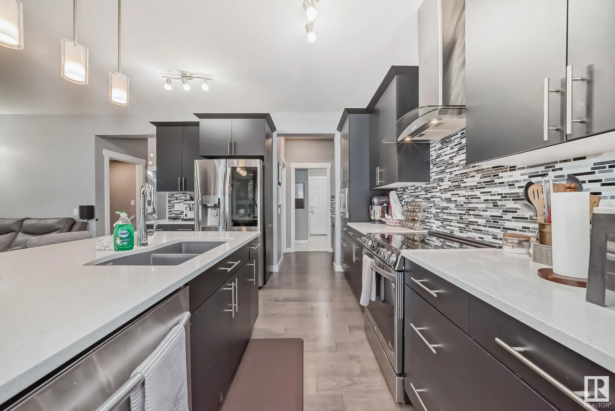 3075 CARPENTER LANDING Landing
