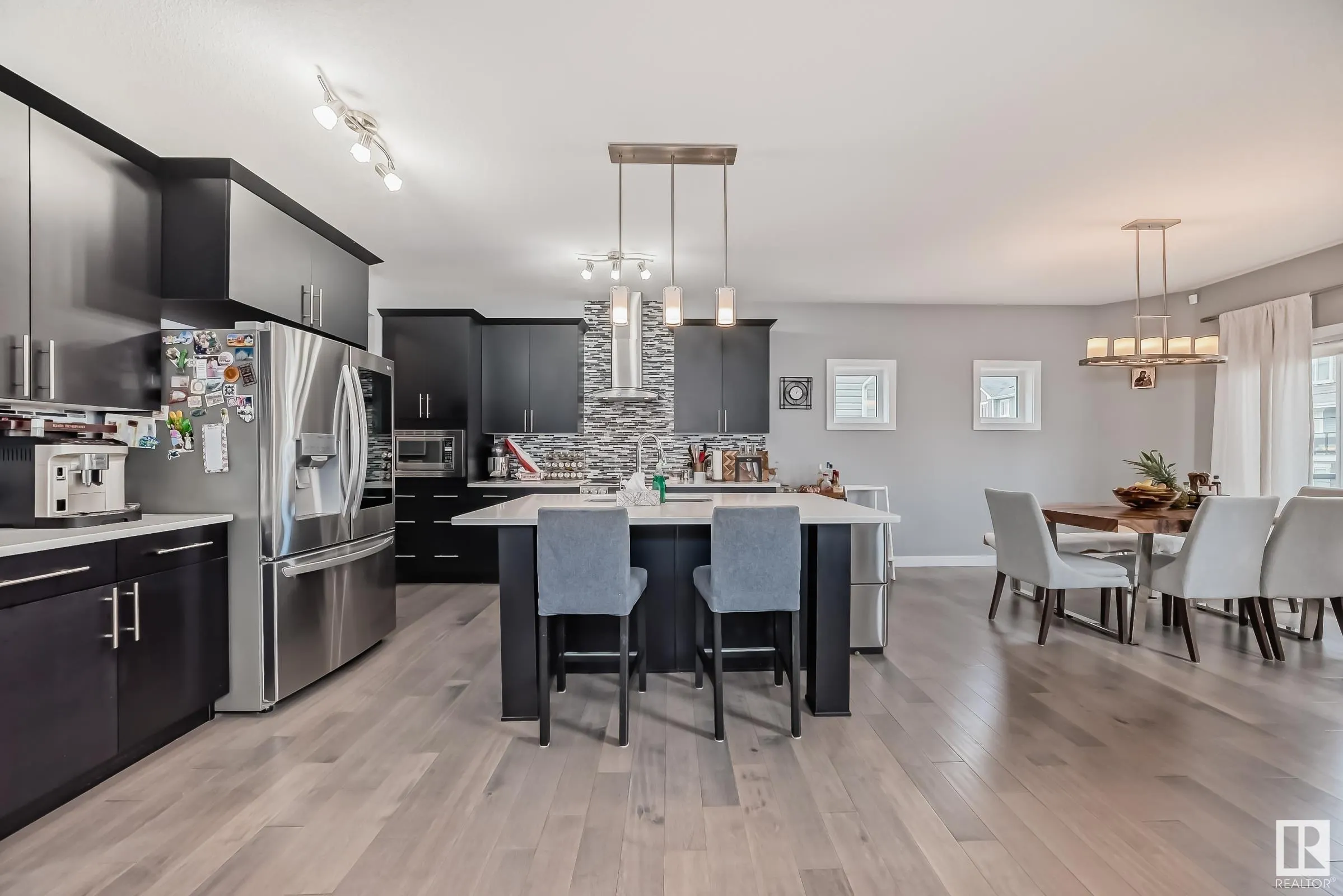 3075 CARPENTER LANDING Landing