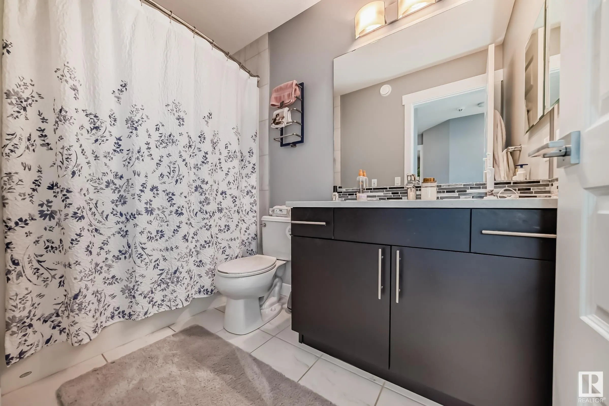 3075 CARPENTER LANDING Landing