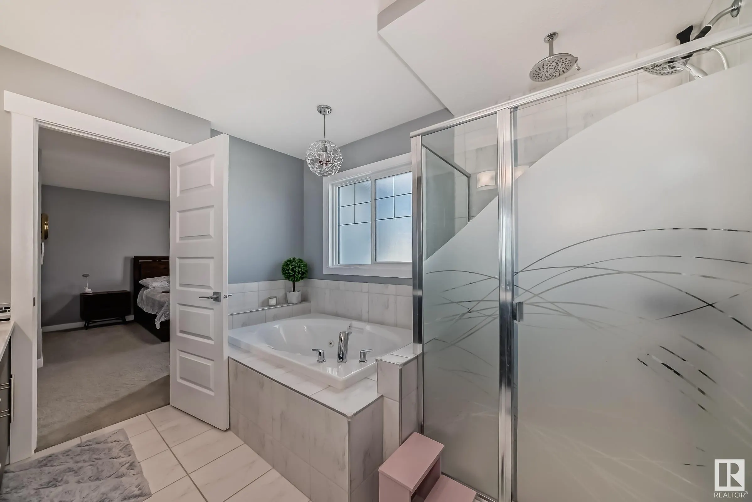 3075 CARPENTER LANDING Landing