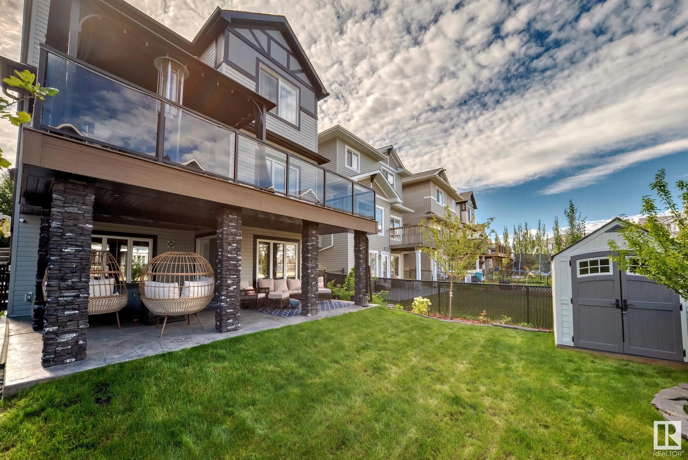 3075 CARPENTER LANDING Landing