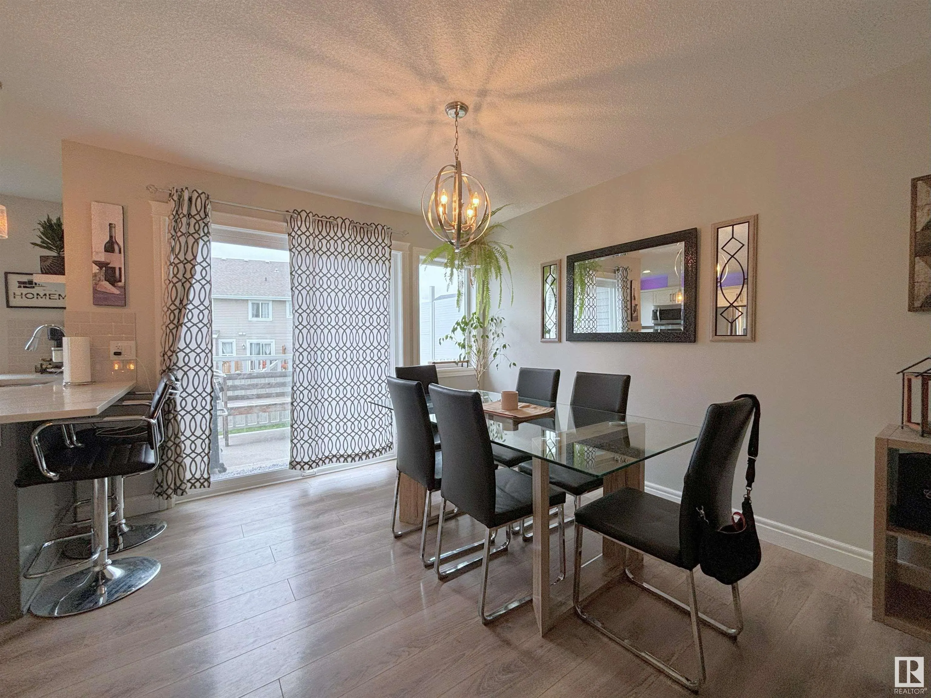 1391 STARLING Drive