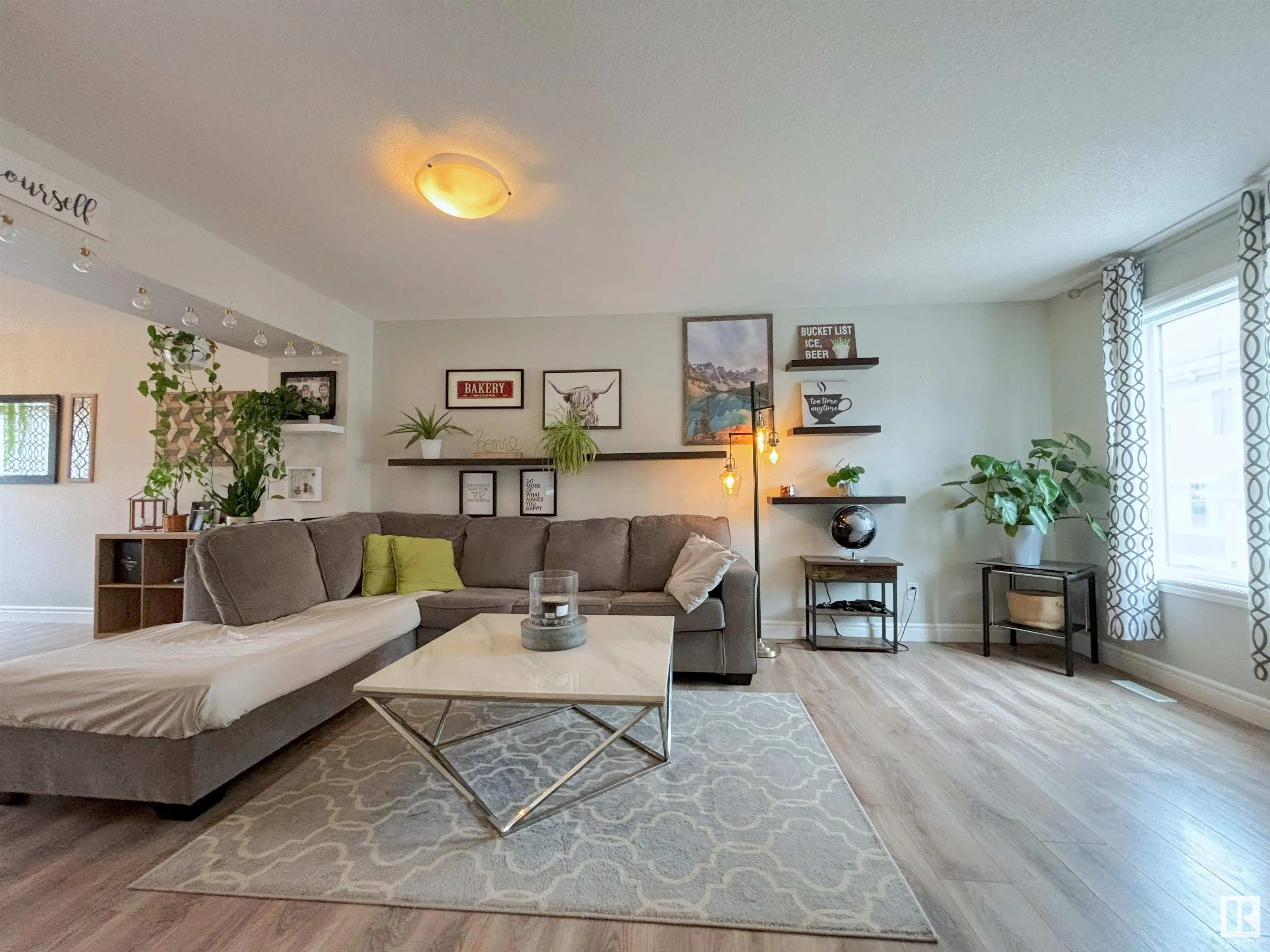 1391 STARLING Drive