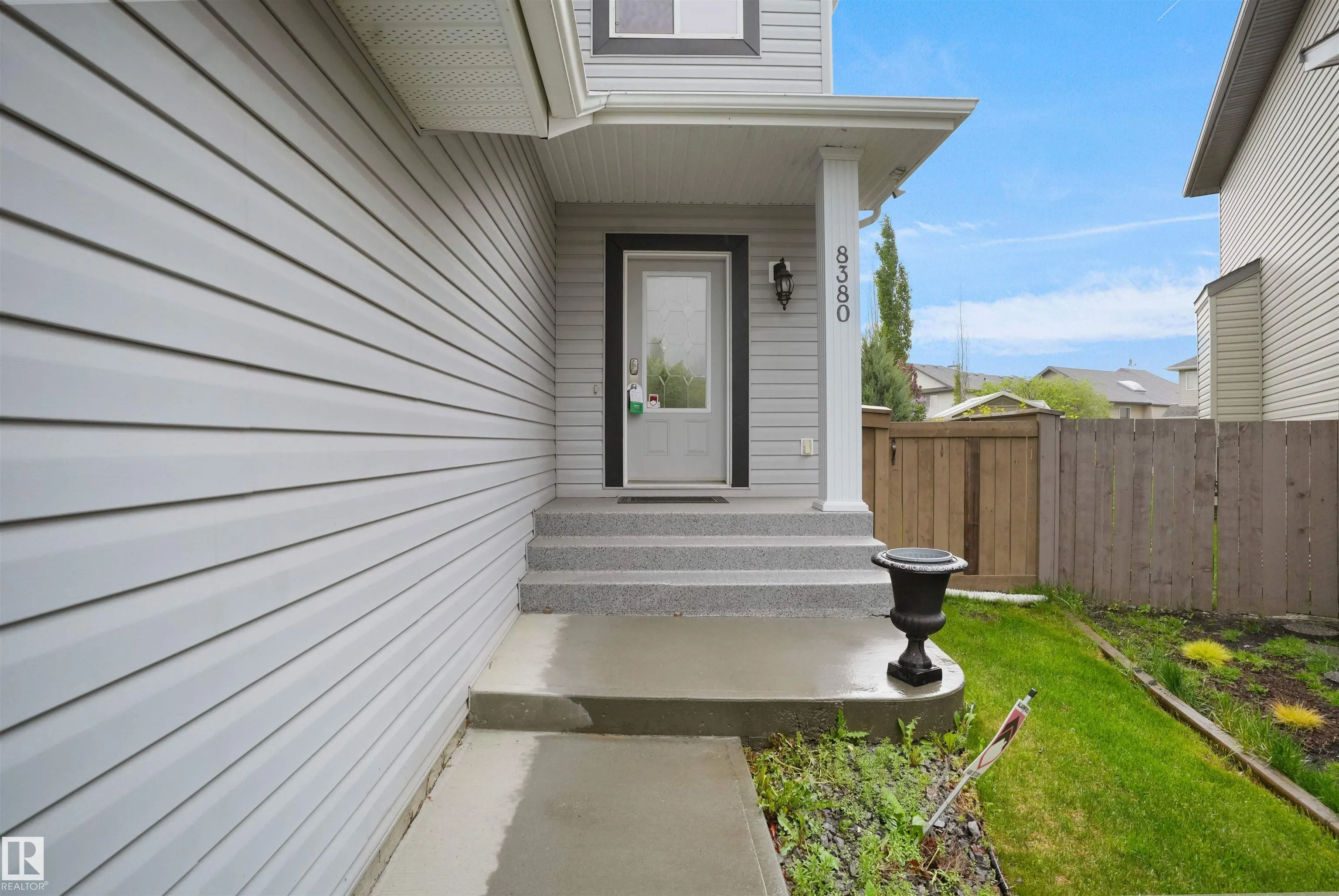 8380 SHASKE Crescent