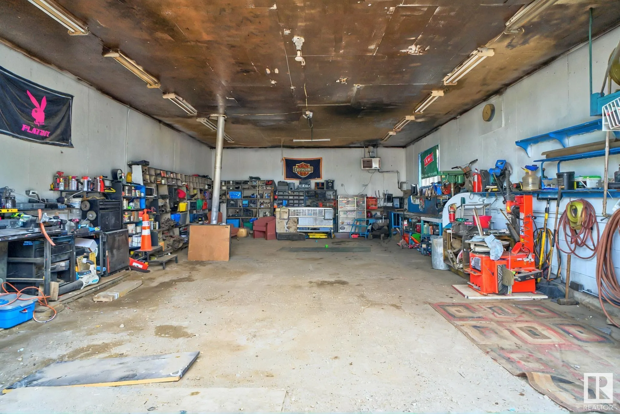 5432 HIGHWAY 16 (HWY)