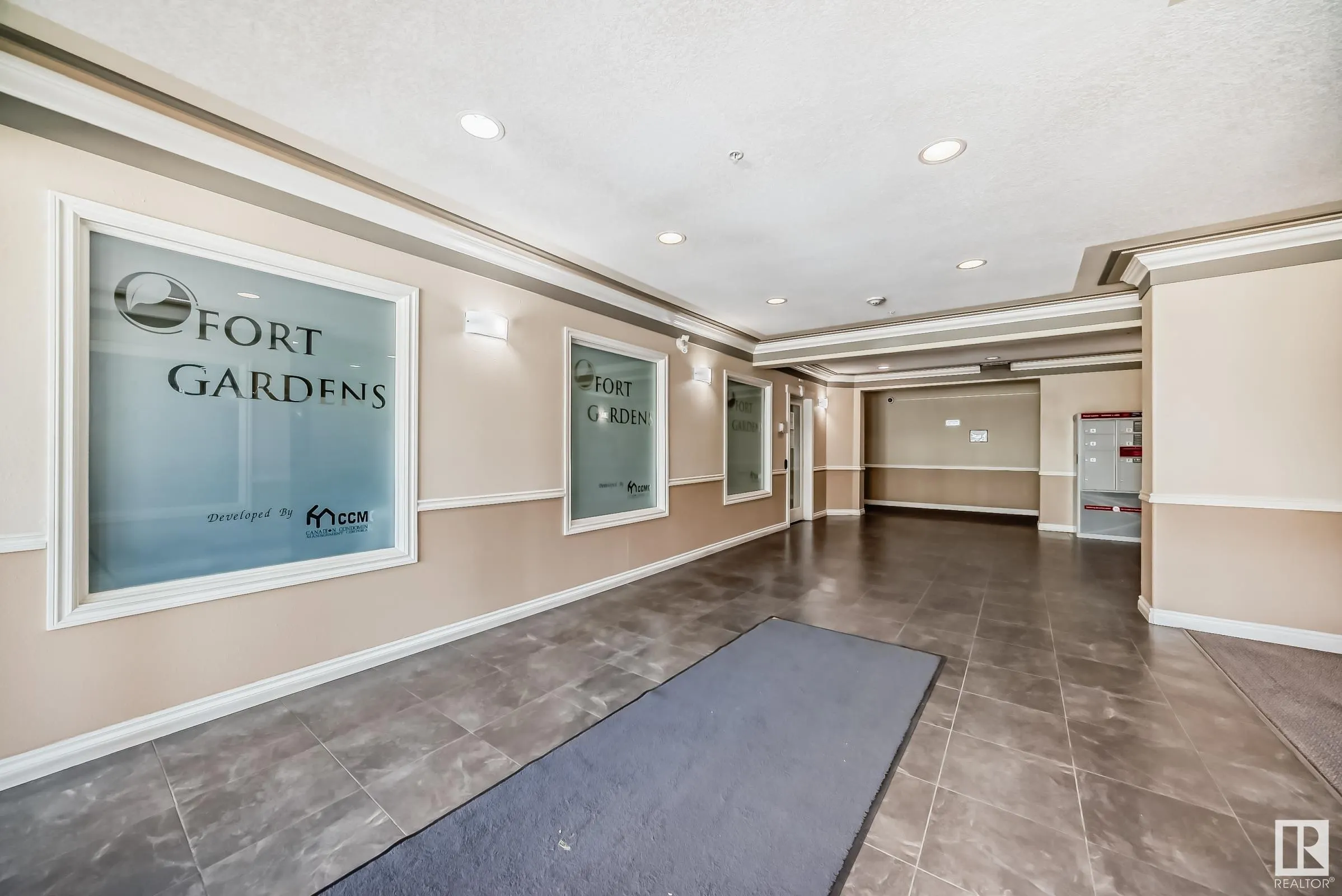 50 Woodsmere Close