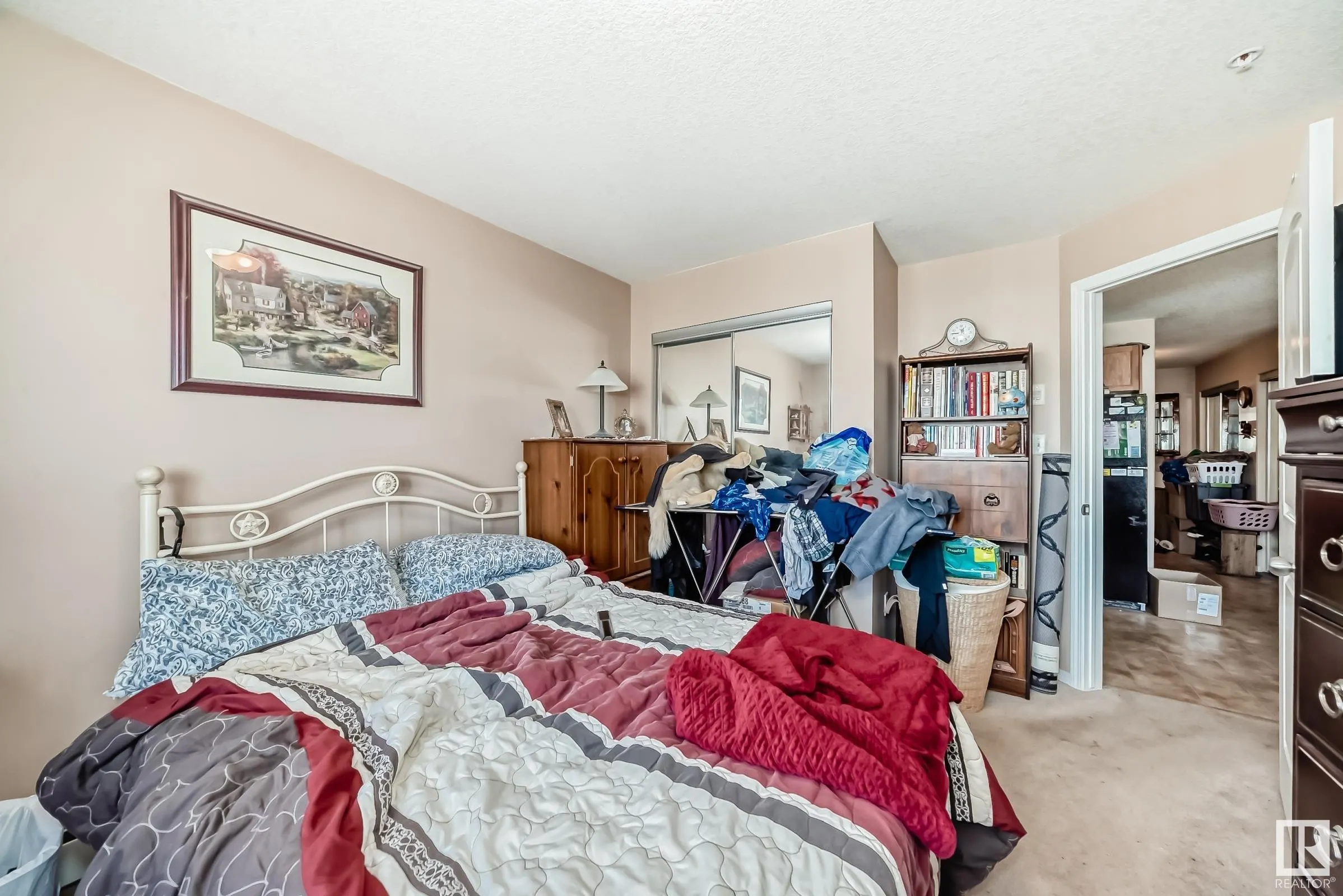 50 Woodsmere Close