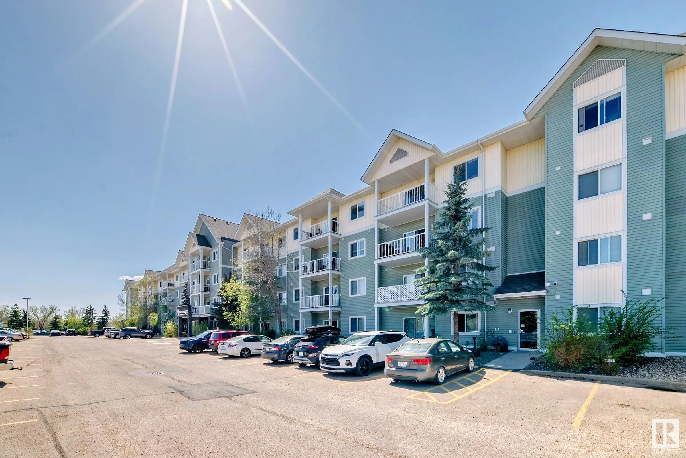 50 Woodsmere Close