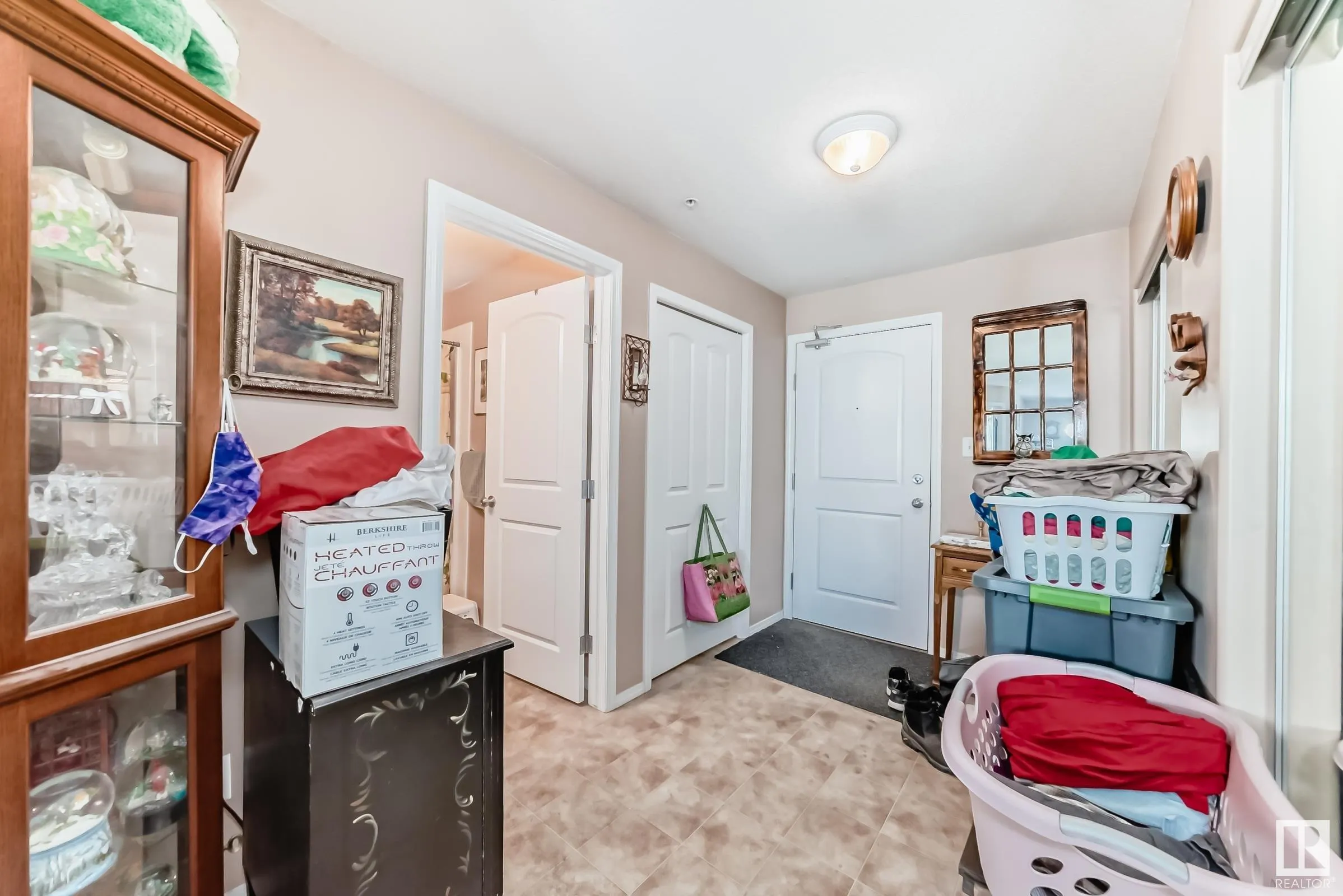 50 Woodsmere Close