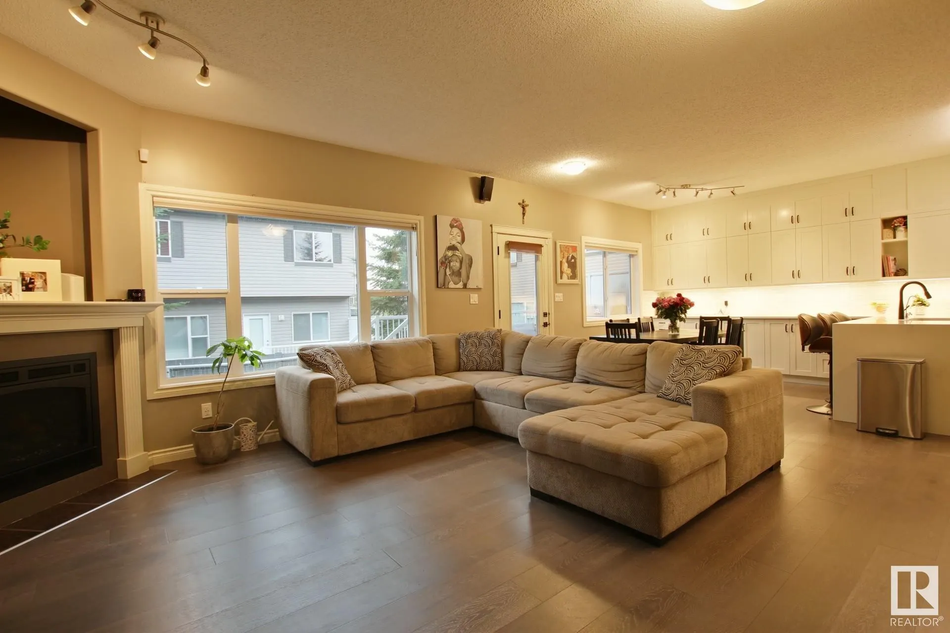 89 RUE MONETTE