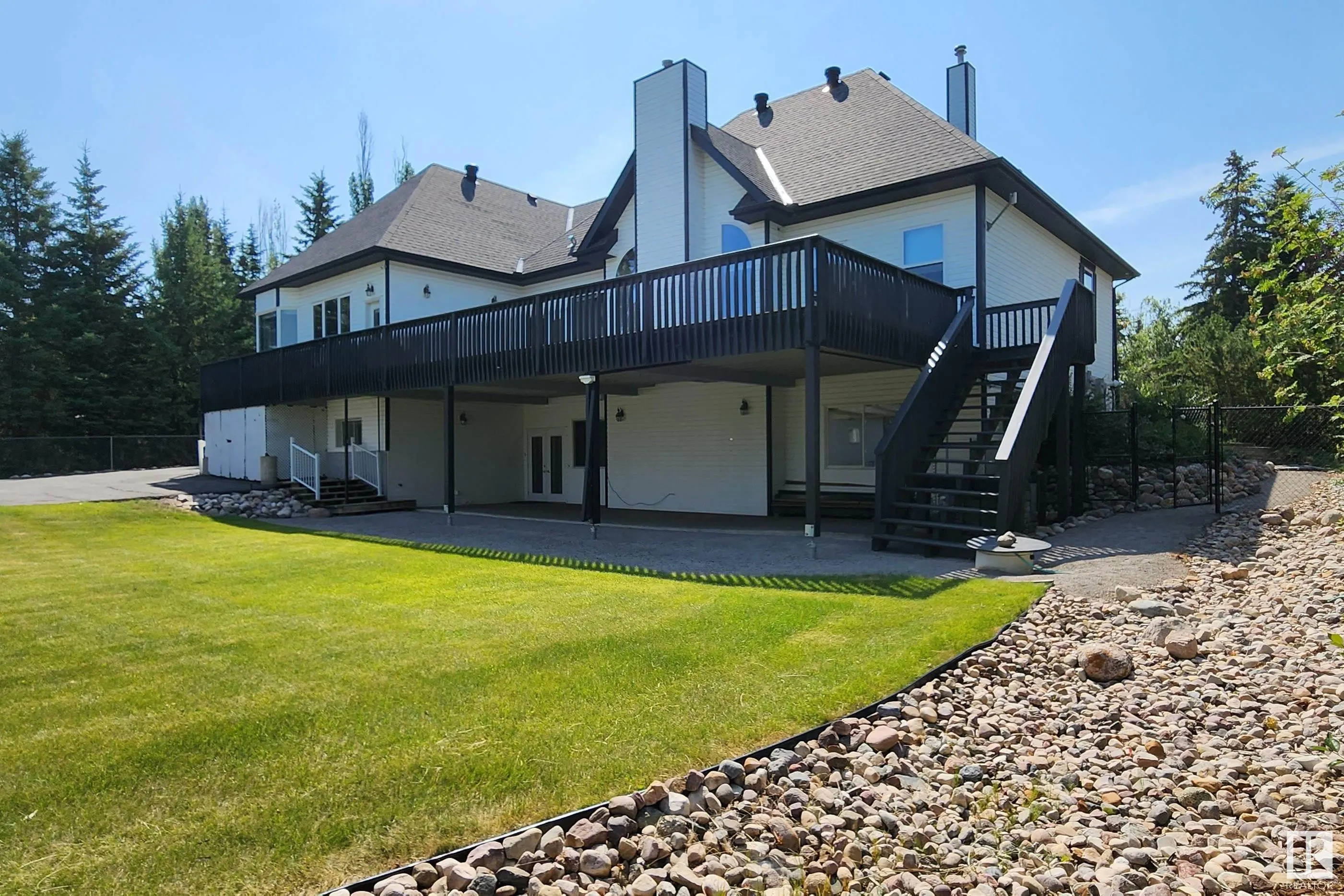 #44  26106 TWP ROAD 532 A