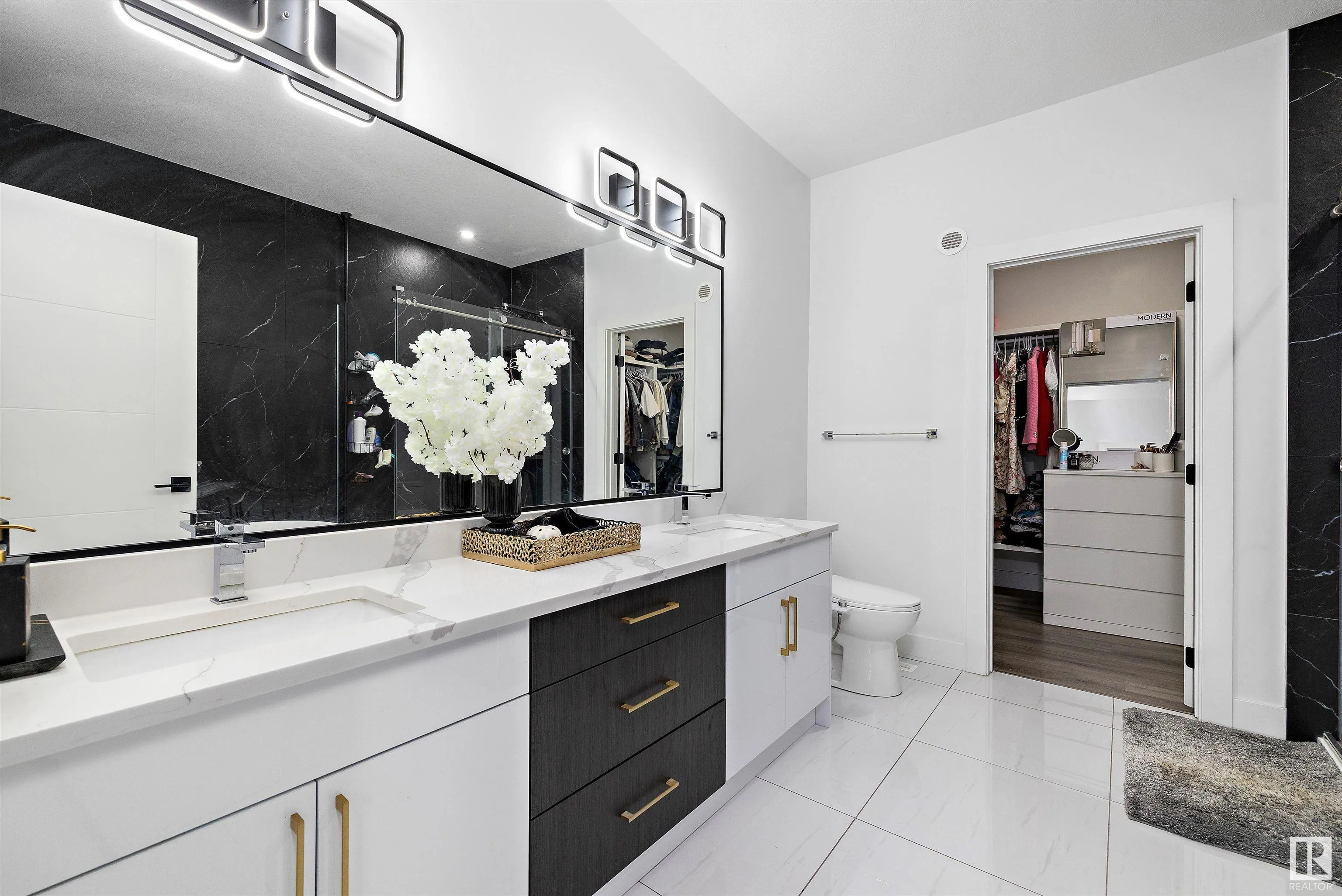 5343 KIMBALL Place