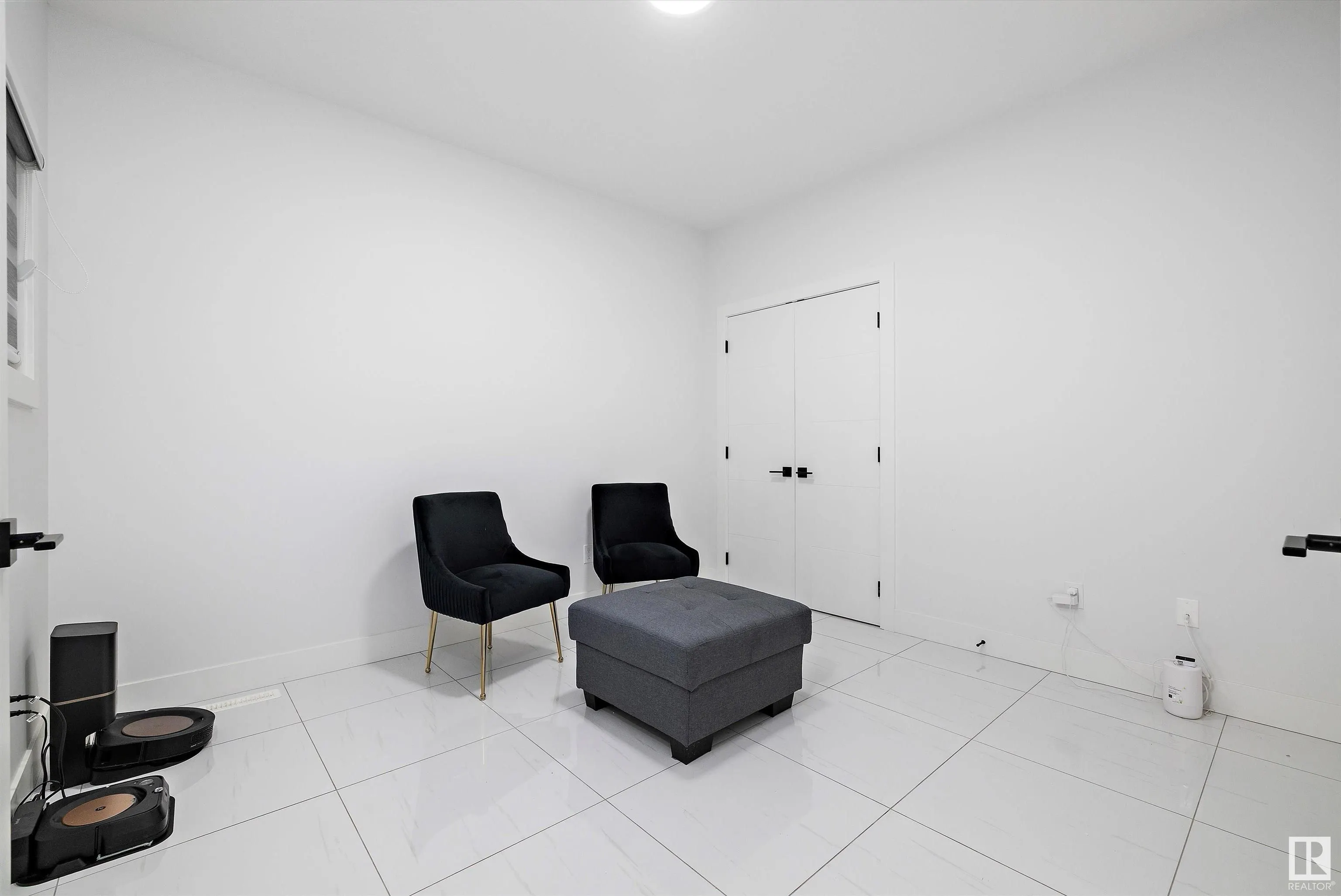 5343 KIMBALL Place