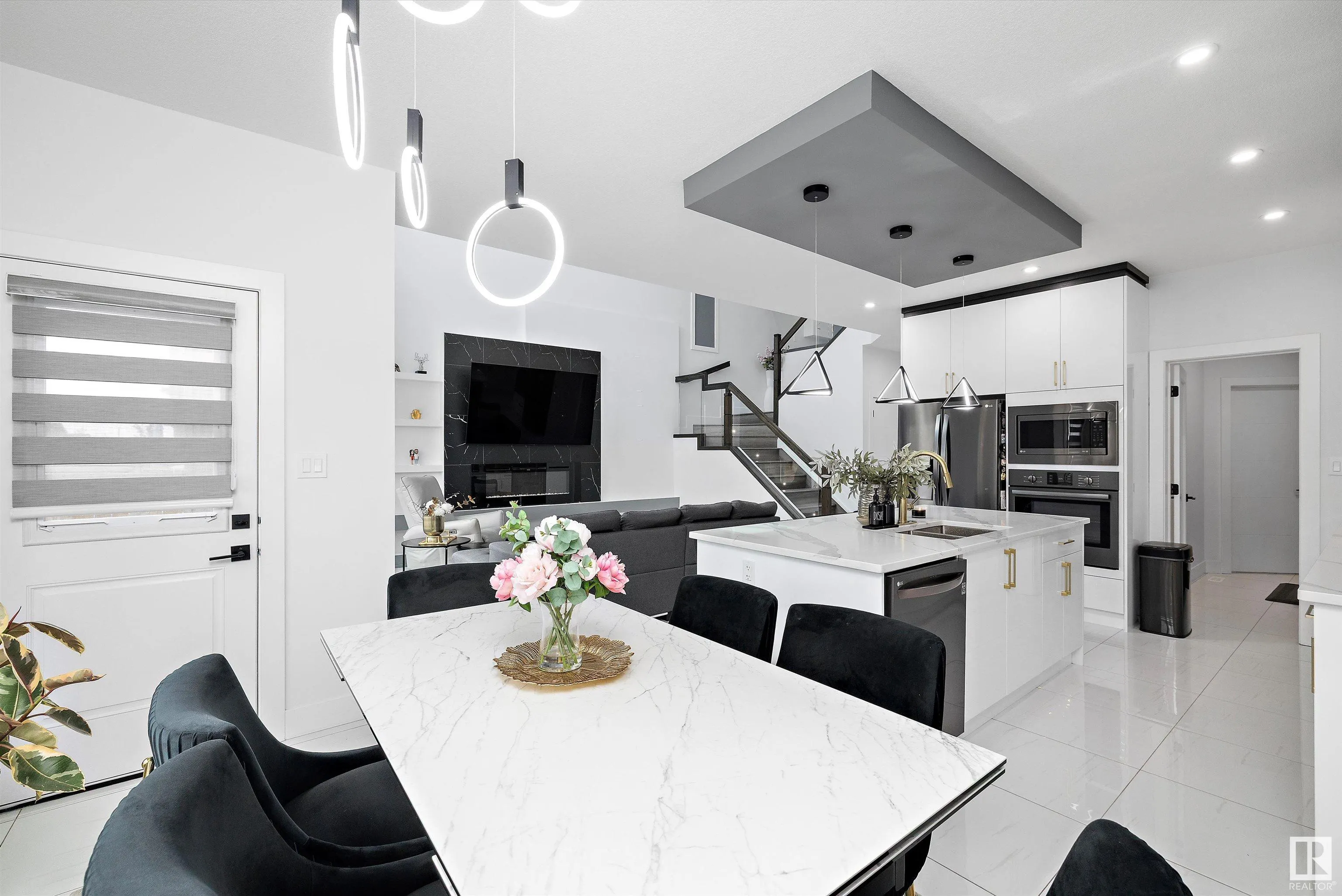 5343 KIMBALL Place