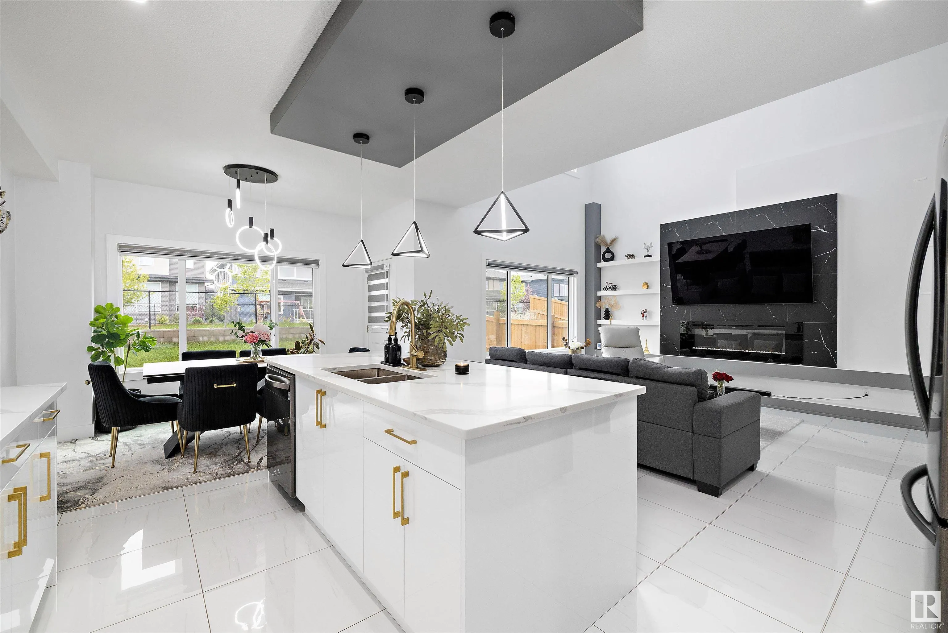 5343 KIMBALL Place