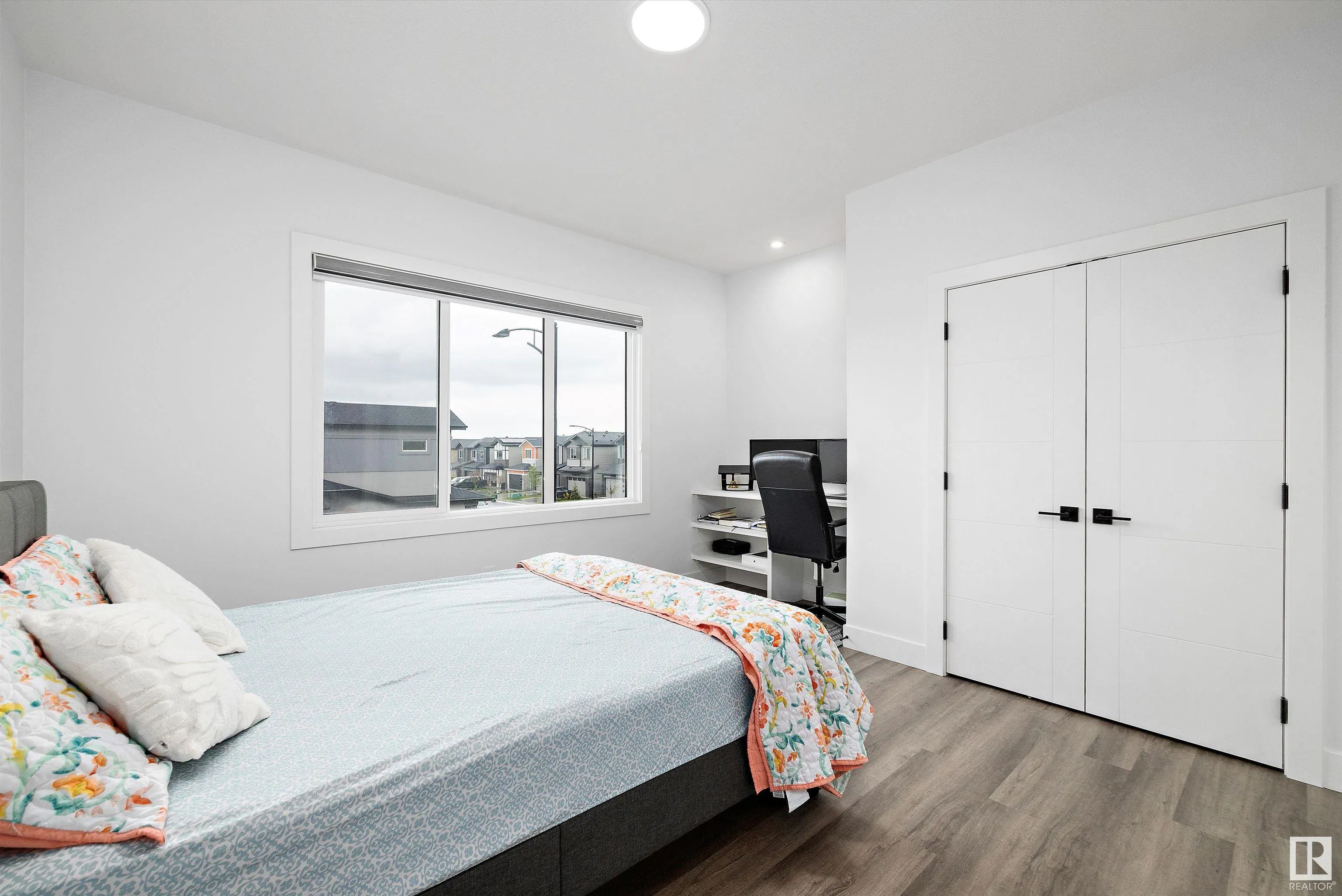 5343 KIMBALL Place