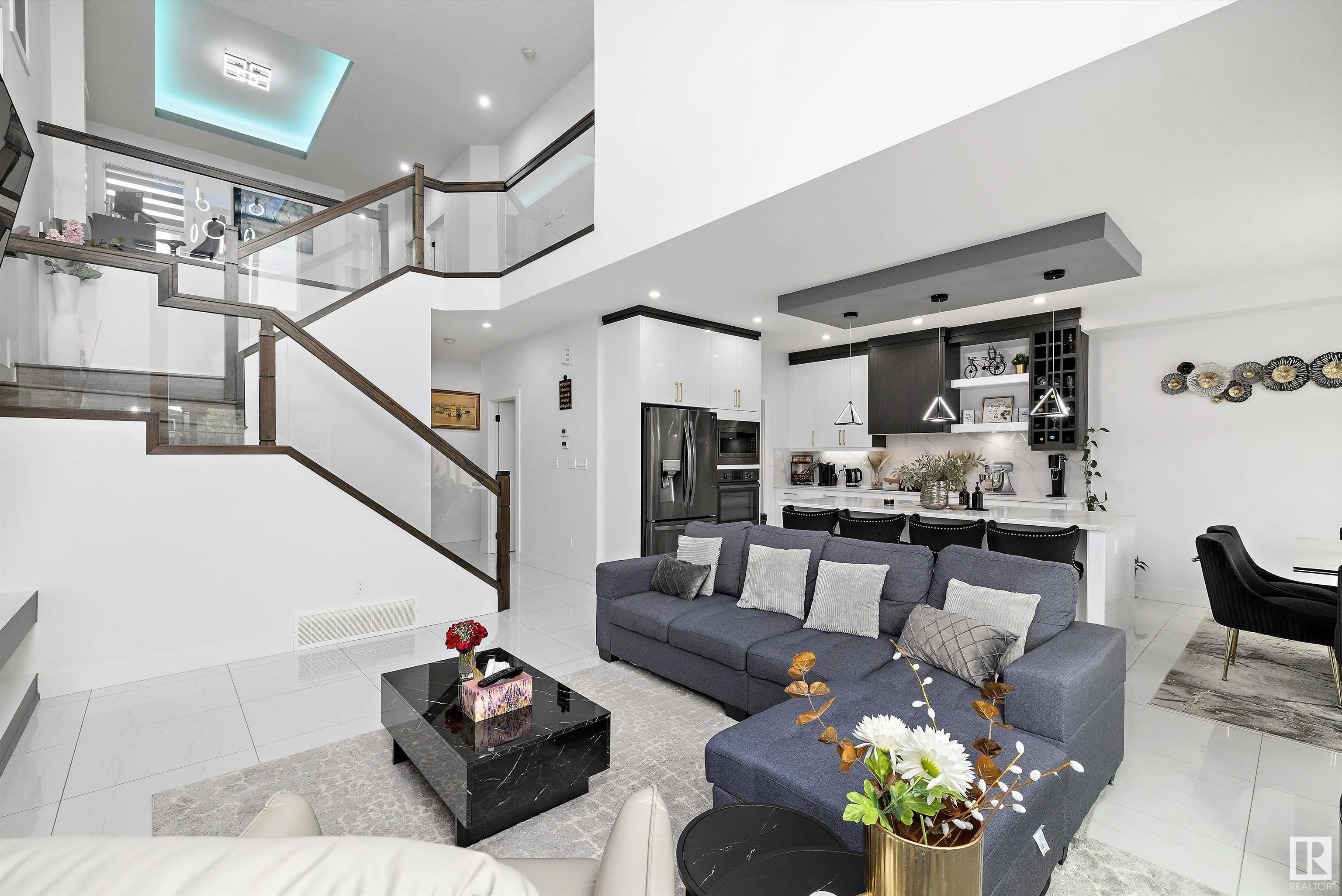 5343 KIMBALL Place