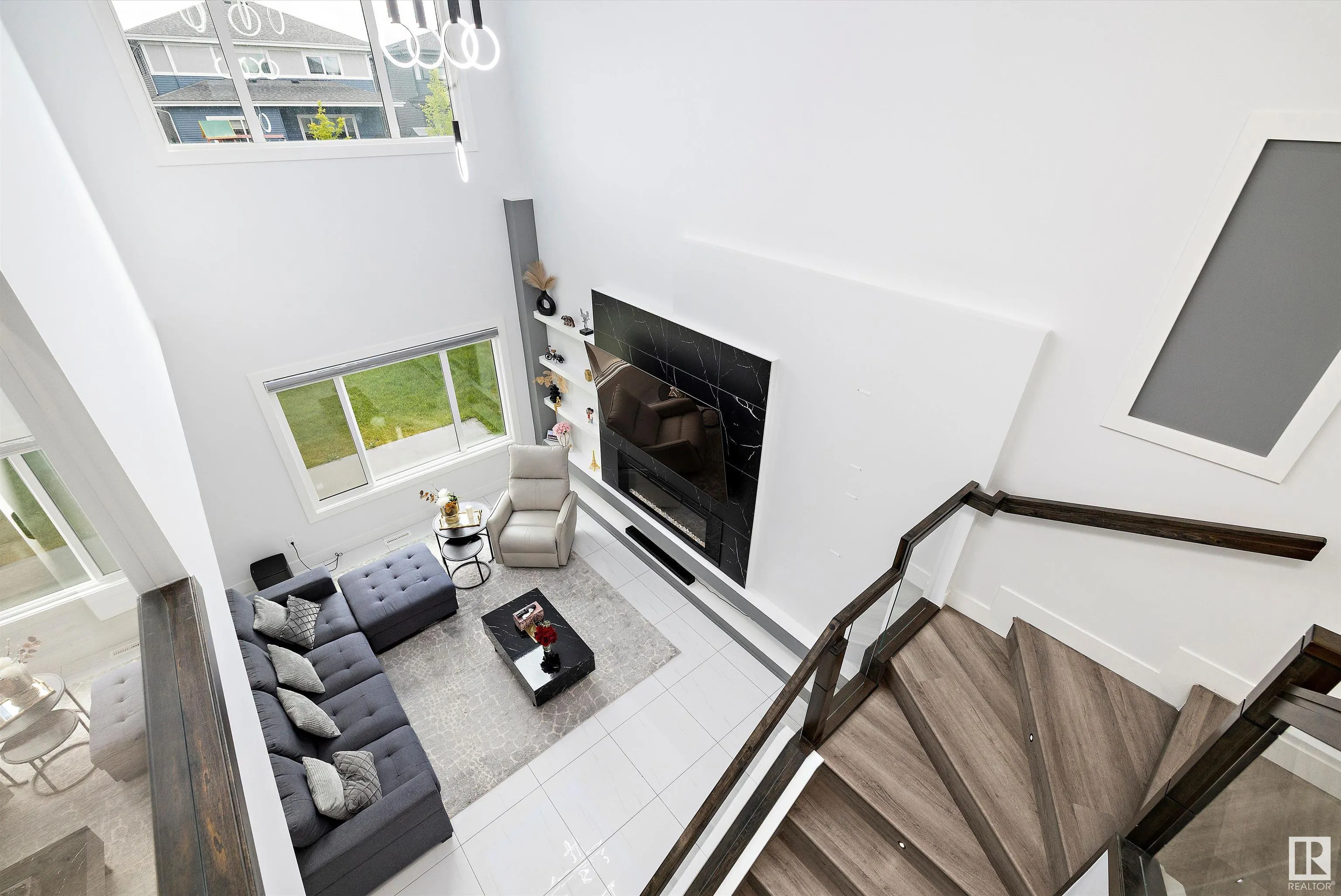 5343 KIMBALL Place