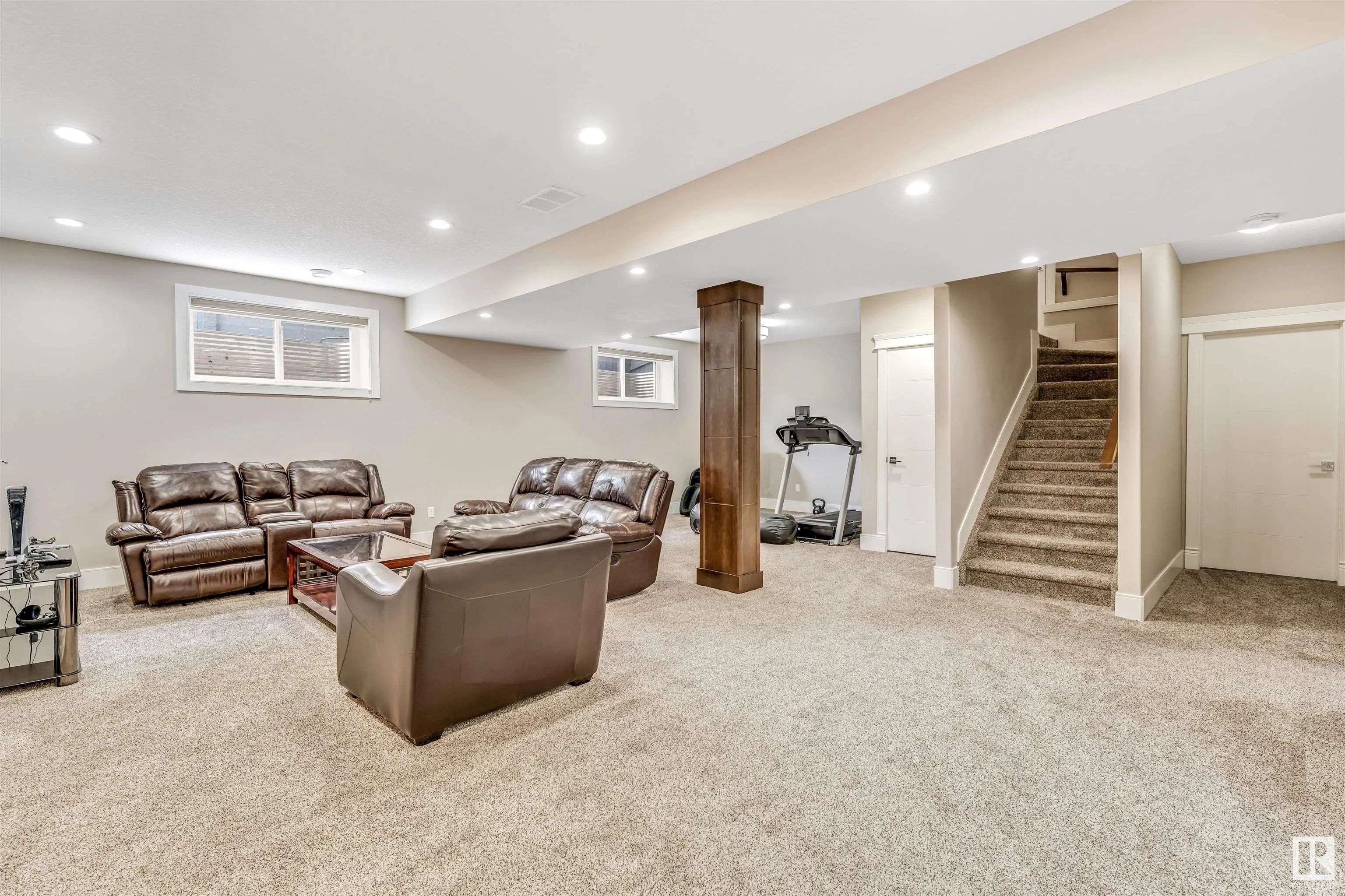 5503 POIRIER Way