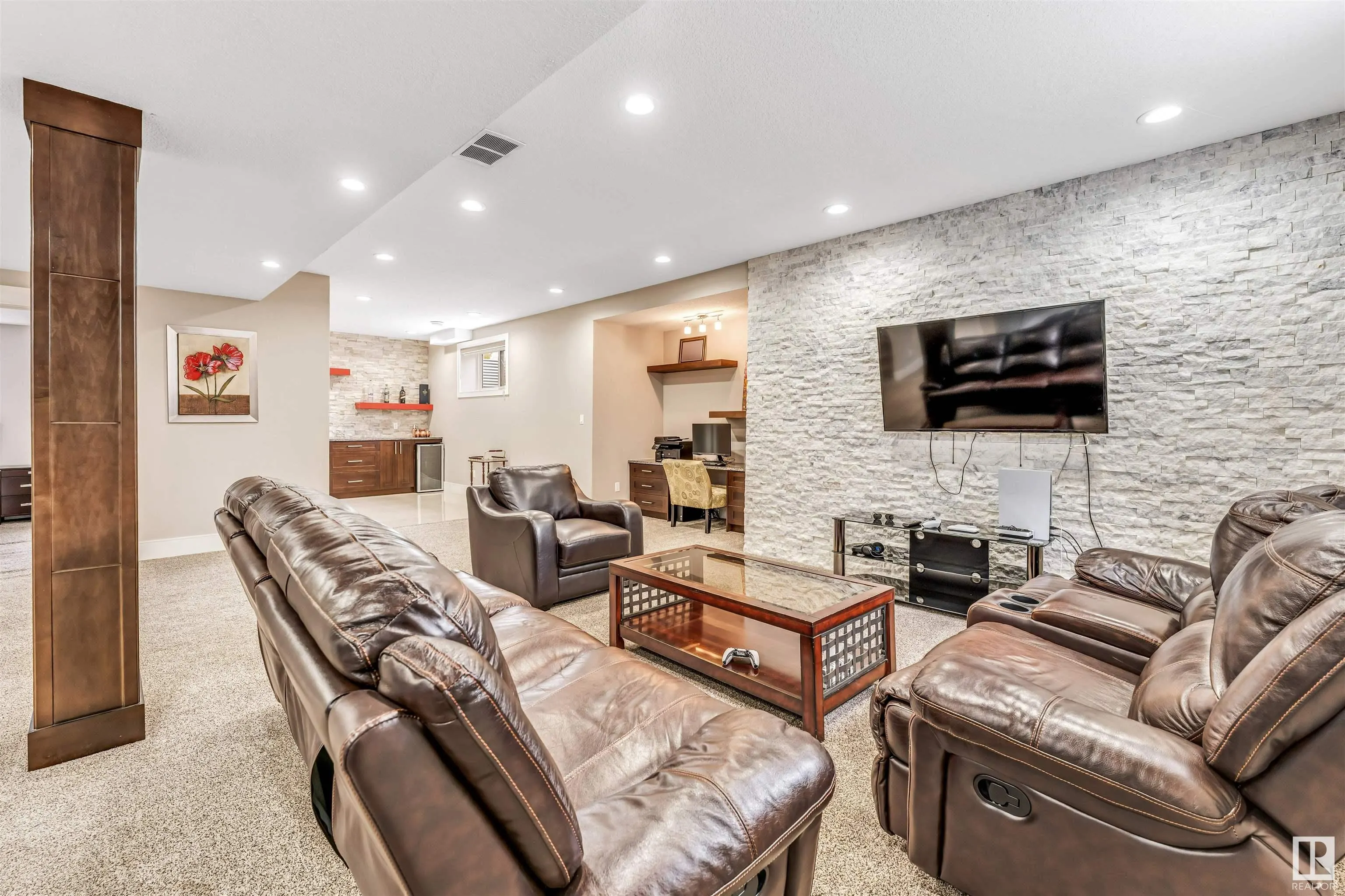 5503 POIRIER Way