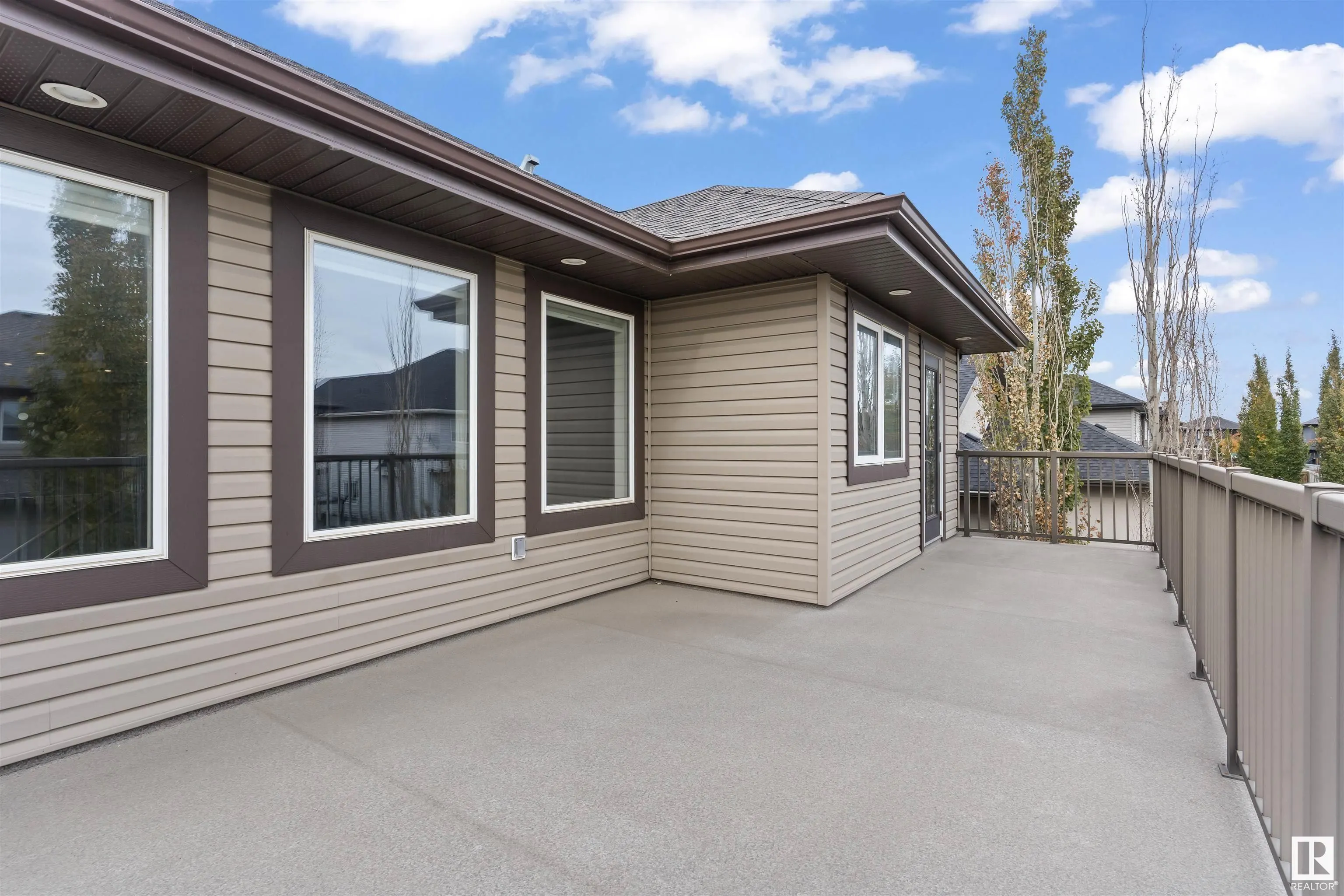 1254 ADAMSON Drive