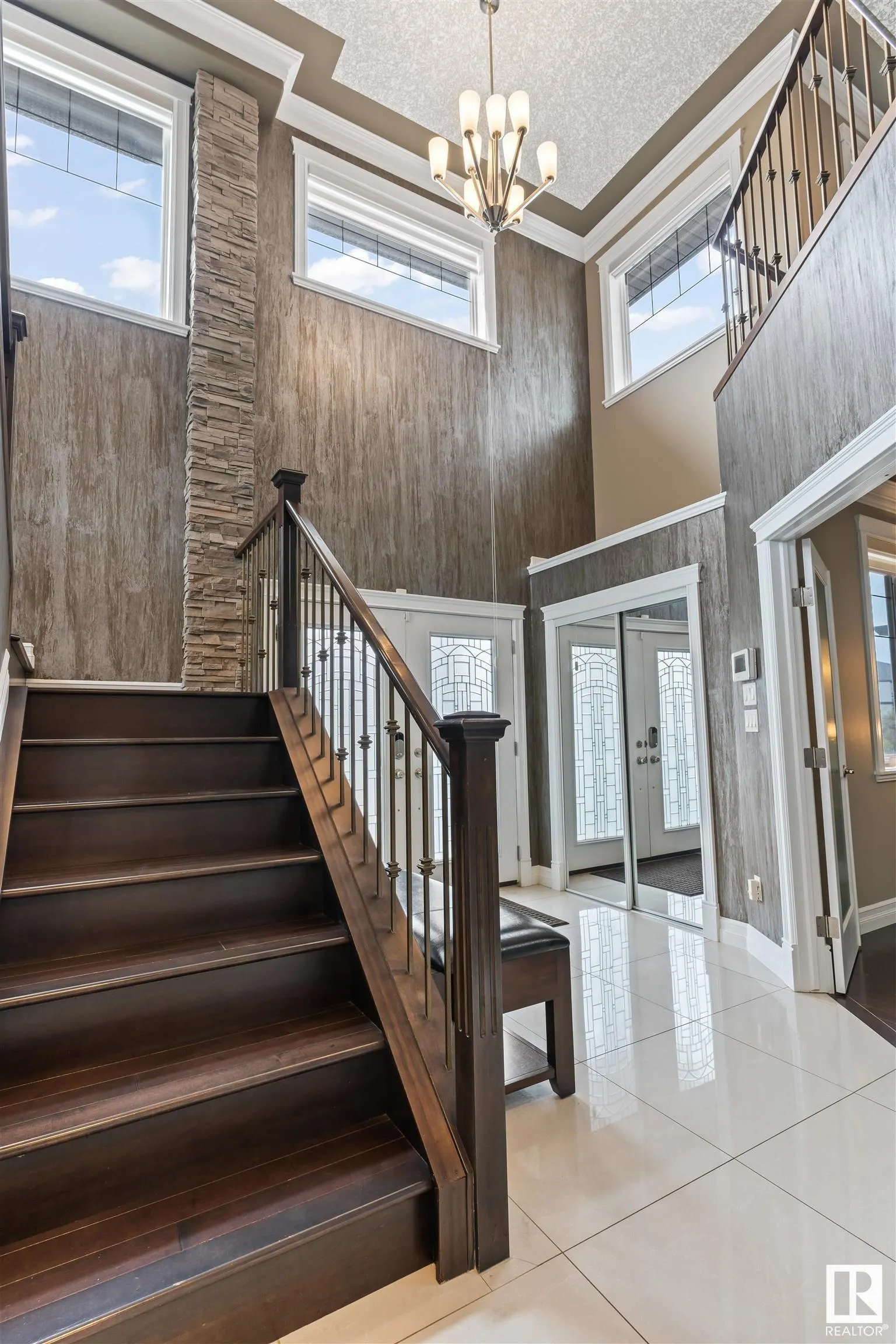 1254 ADAMSON Drive