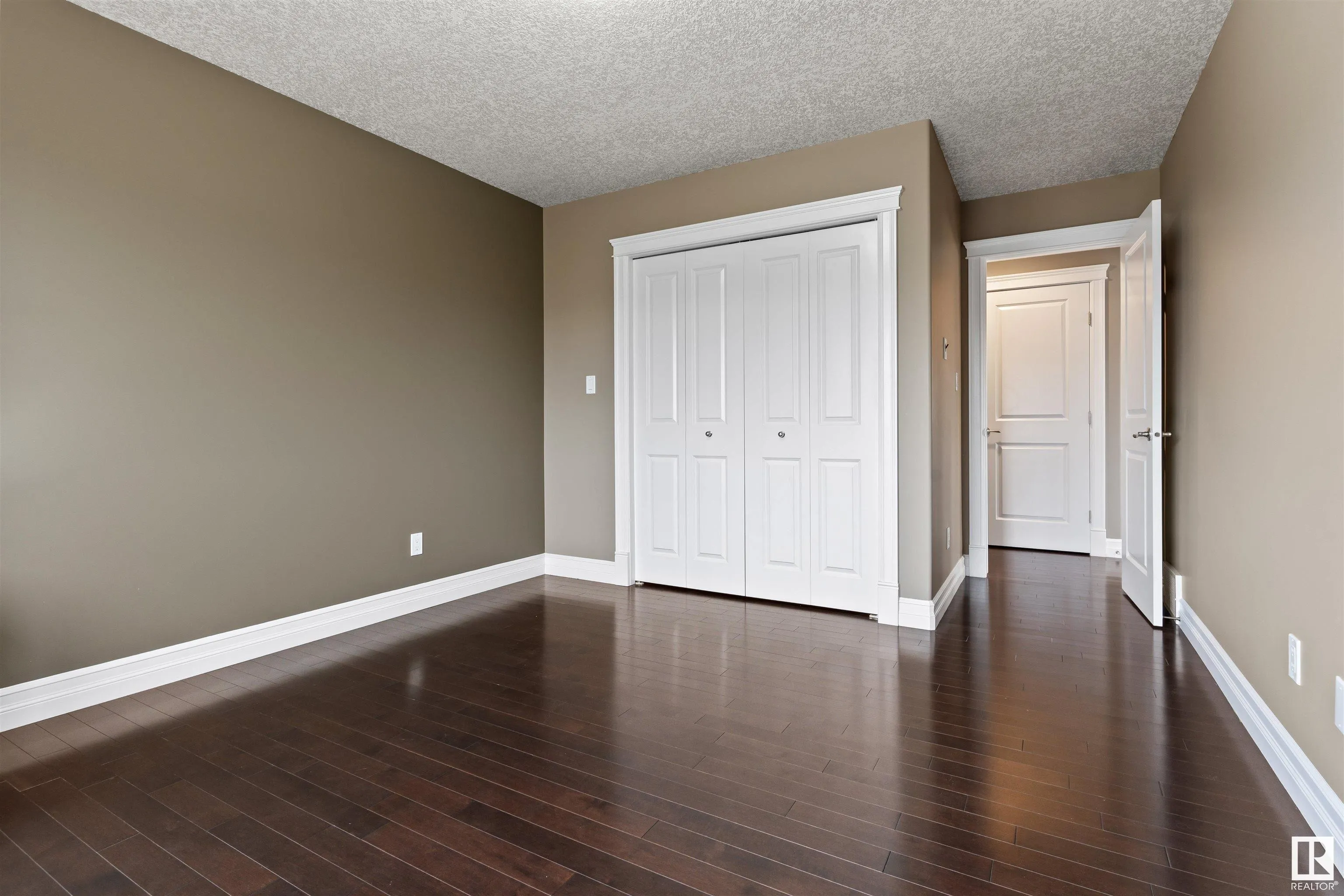 1254 ADAMSON Drive