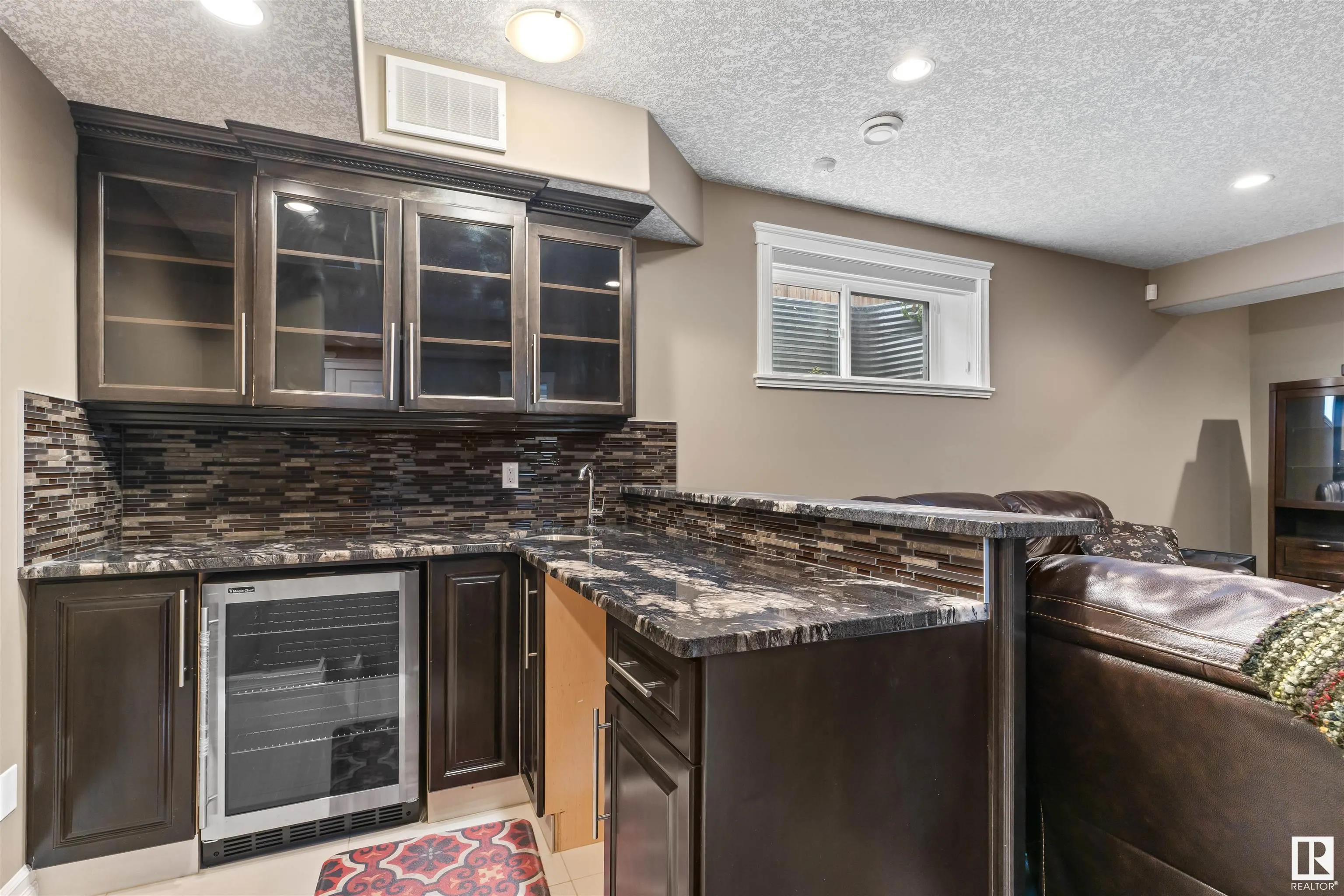 1254 ADAMSON Drive