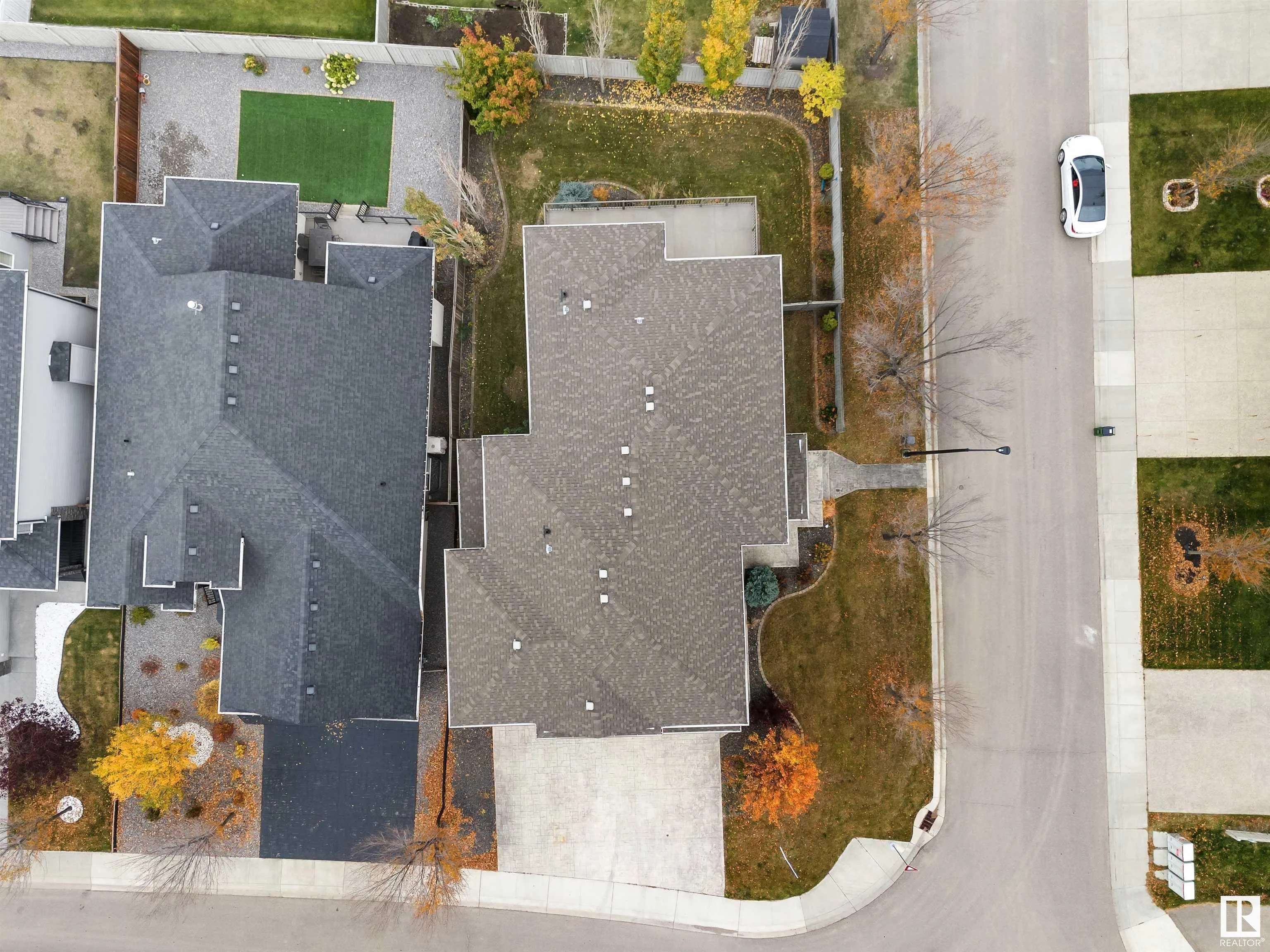 1254 ADAMSON Drive