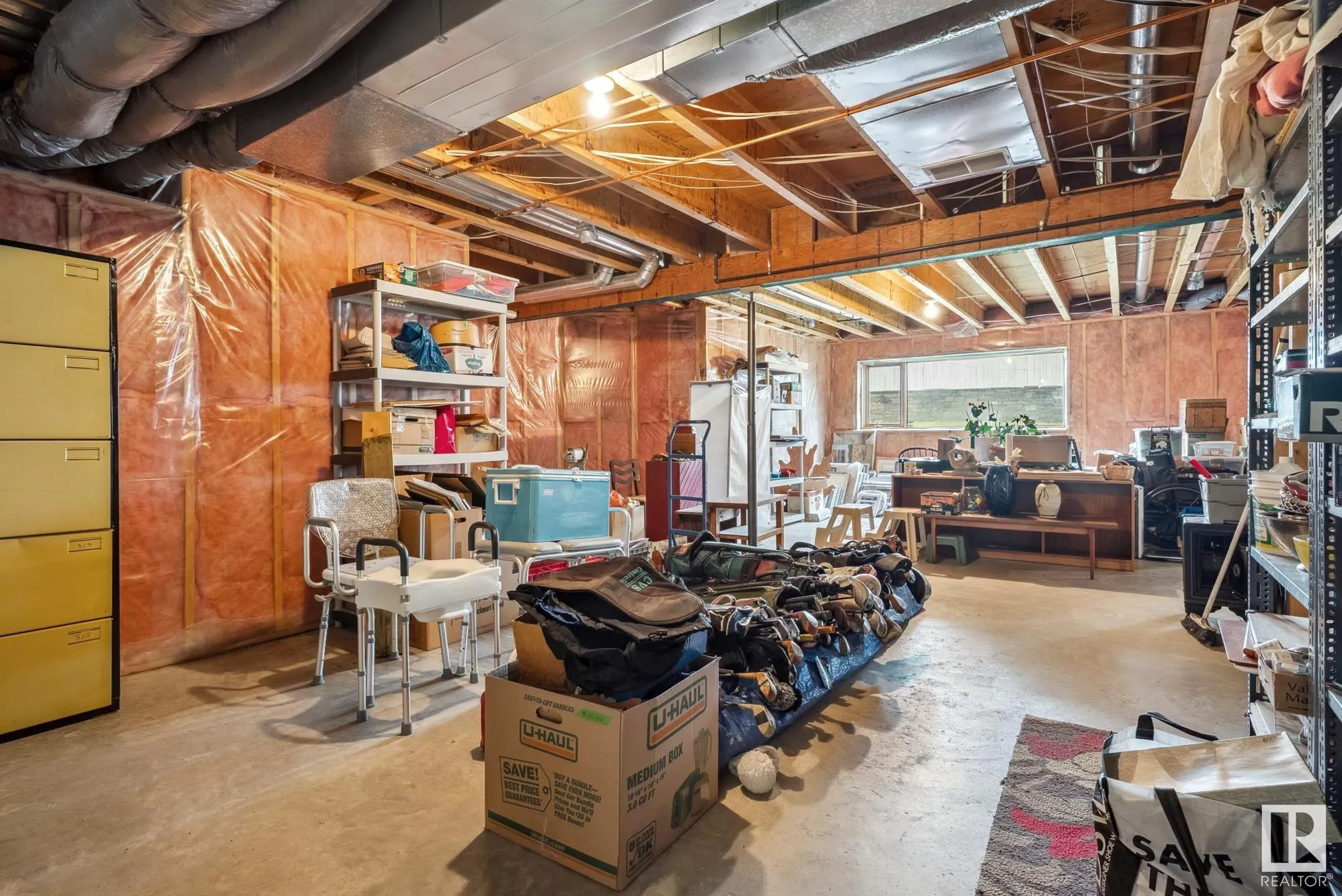 333 REEVES Way