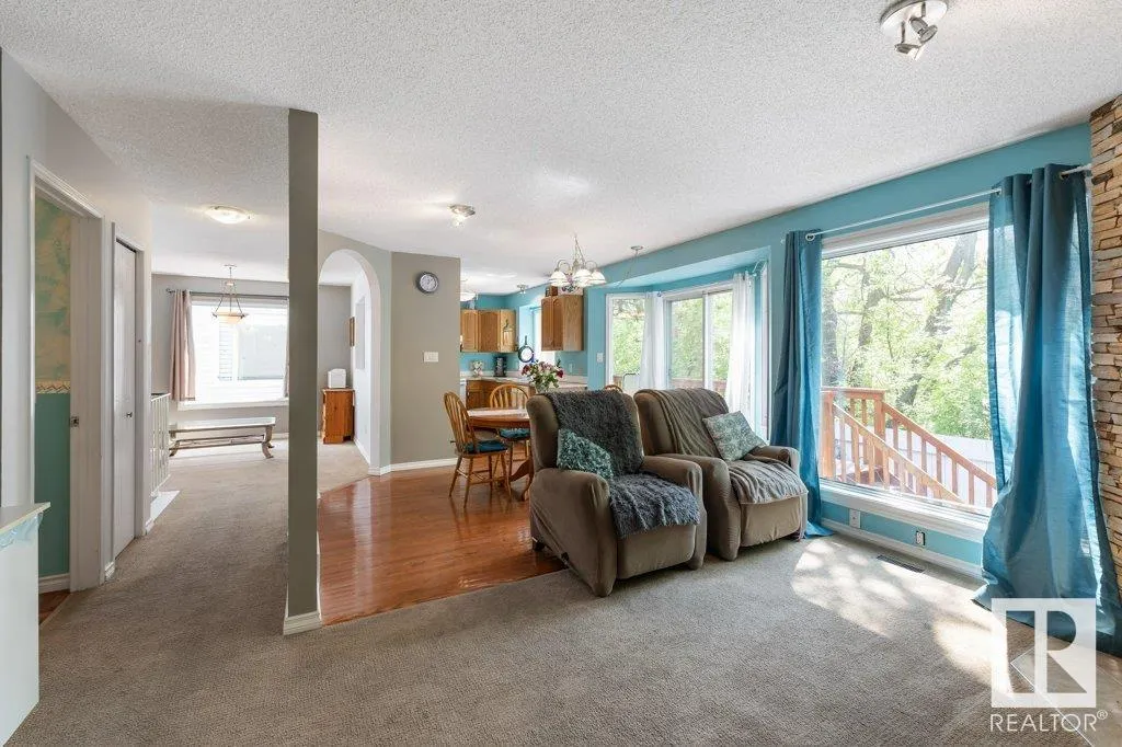 35 GRANDIN Road