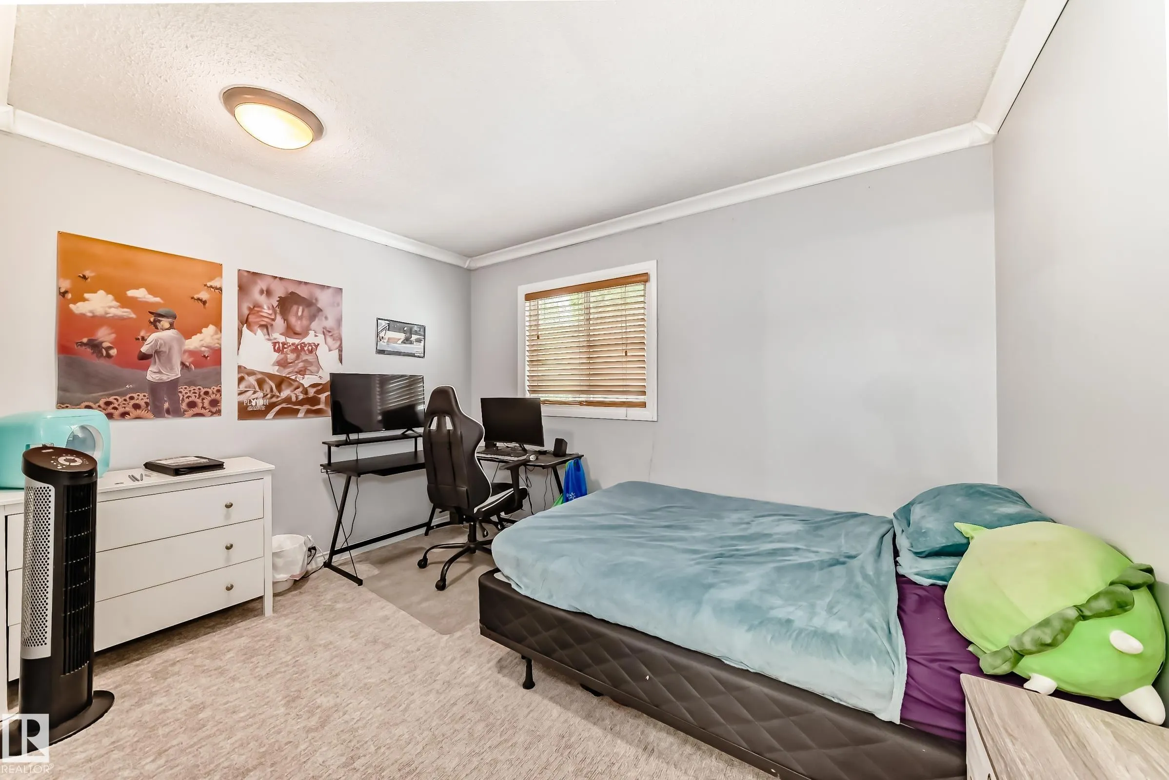 33 GRANDIN WOODS
