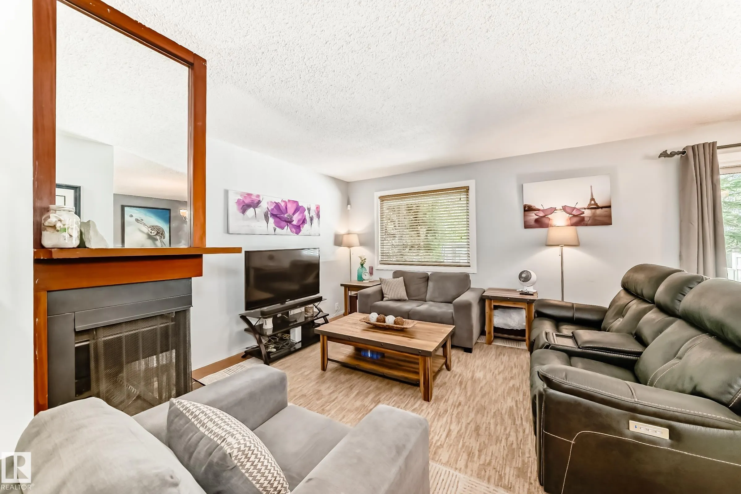 33 GRANDIN WOODS