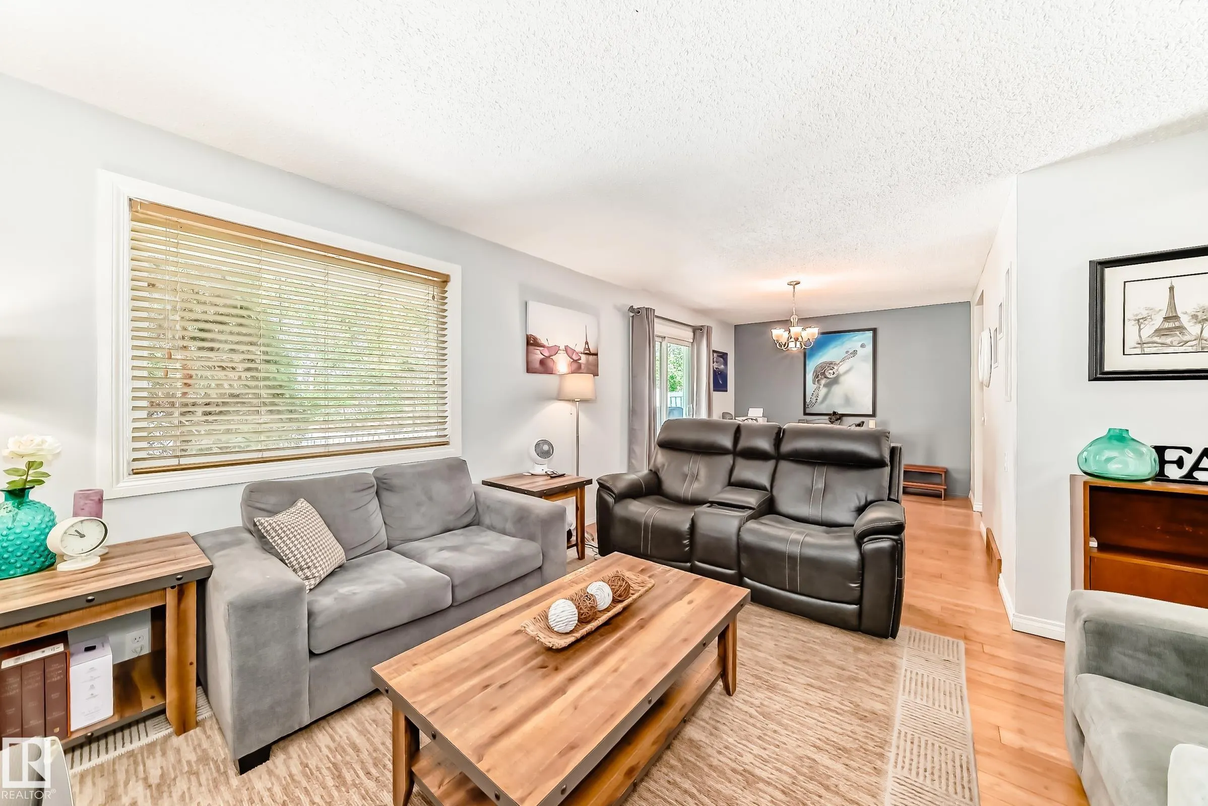 33 GRANDIN WOODS