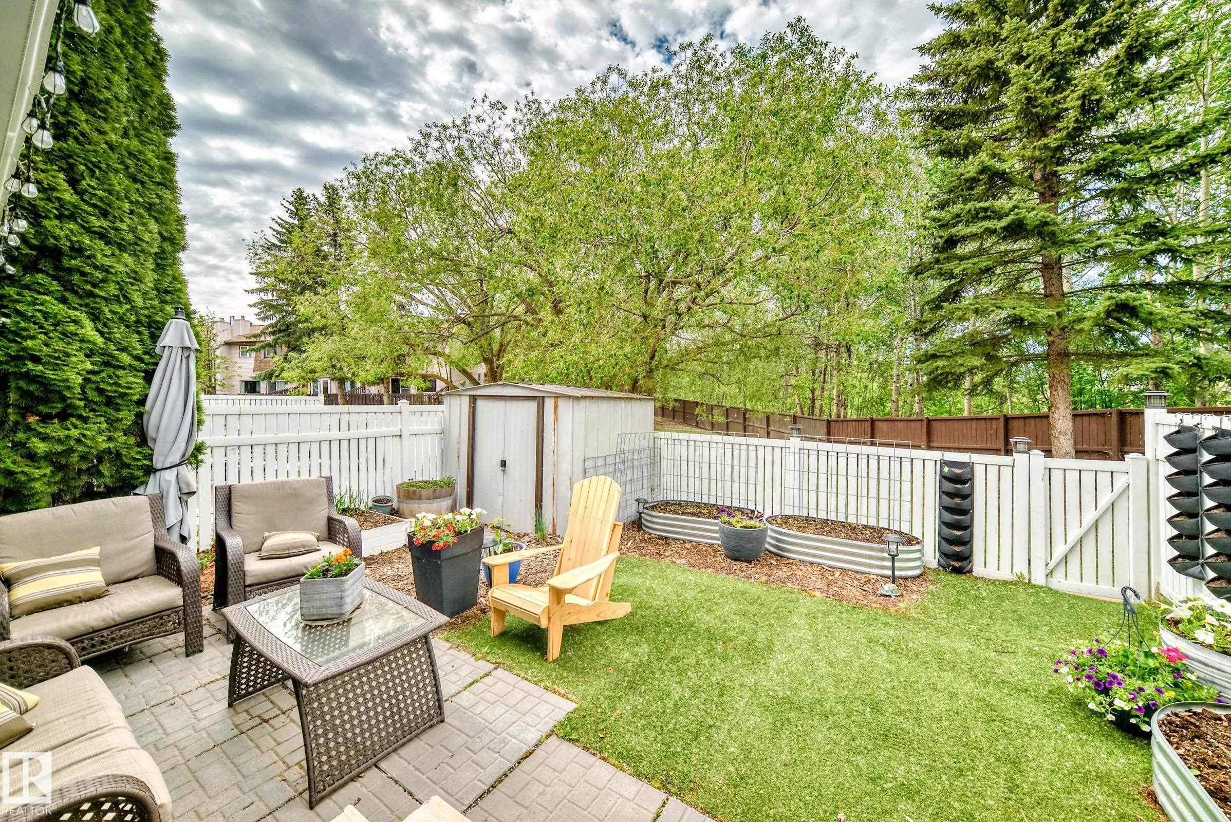 33 GRANDIN WOODS