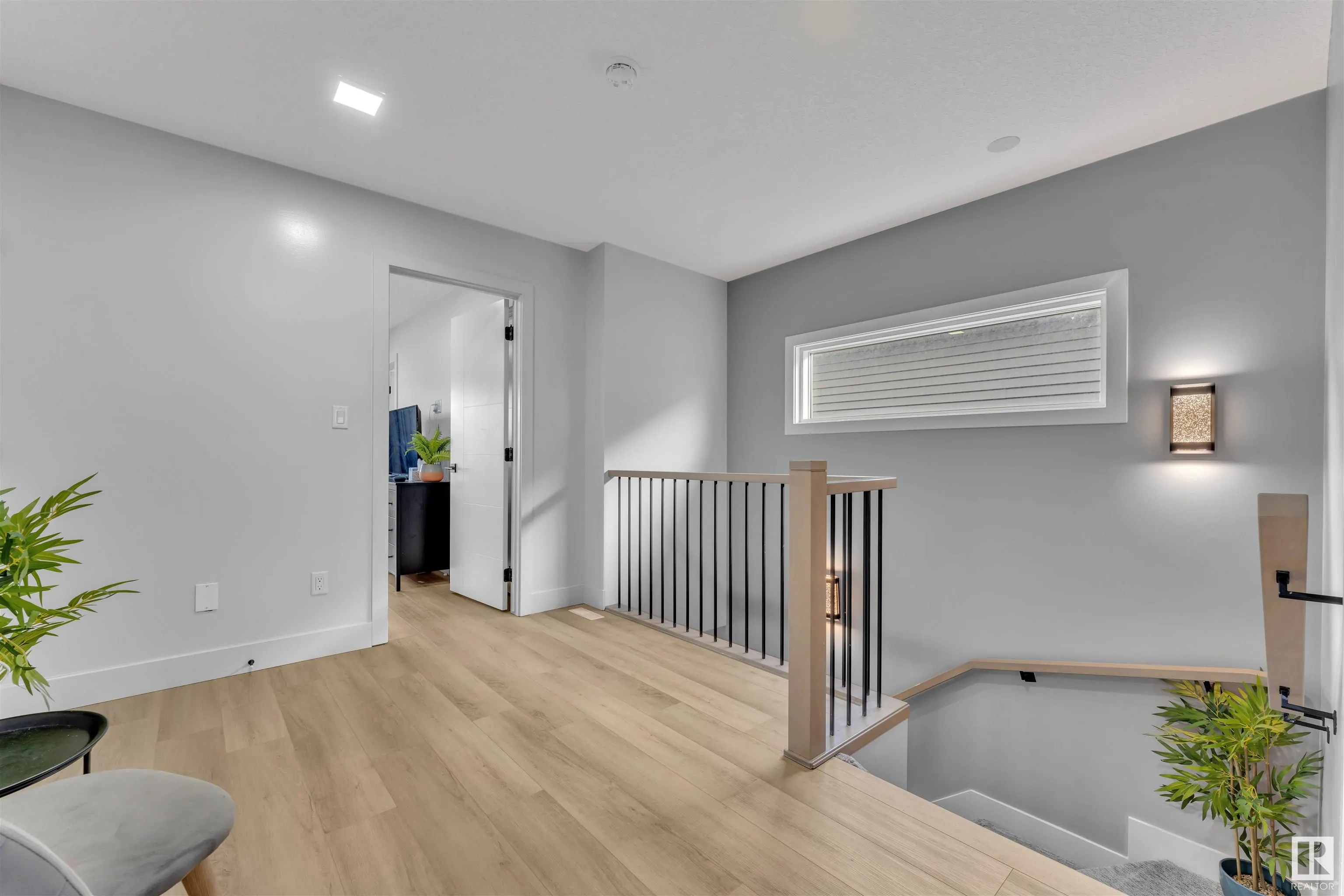 576 GLENRIDDING RAVINE Drive